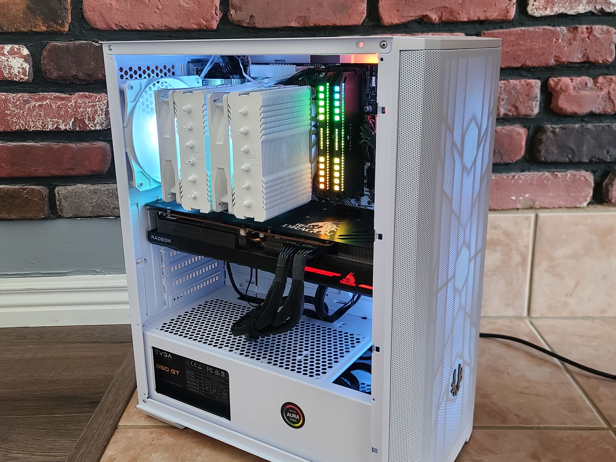 Ryzen 5 7600x, RX 6800 Gaming PC