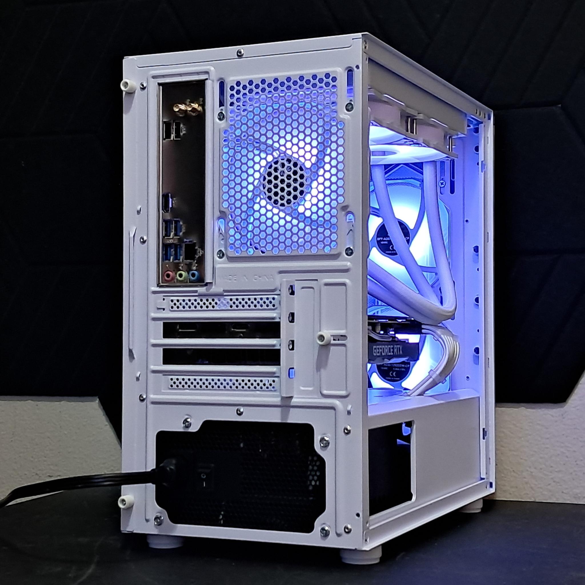 ❄️Frosty RTX Gamer❄️2070 Super | Ryzen 5 5500 | 16GB Corsair DDR4 | 1.25 TB SSD | WiFi!
