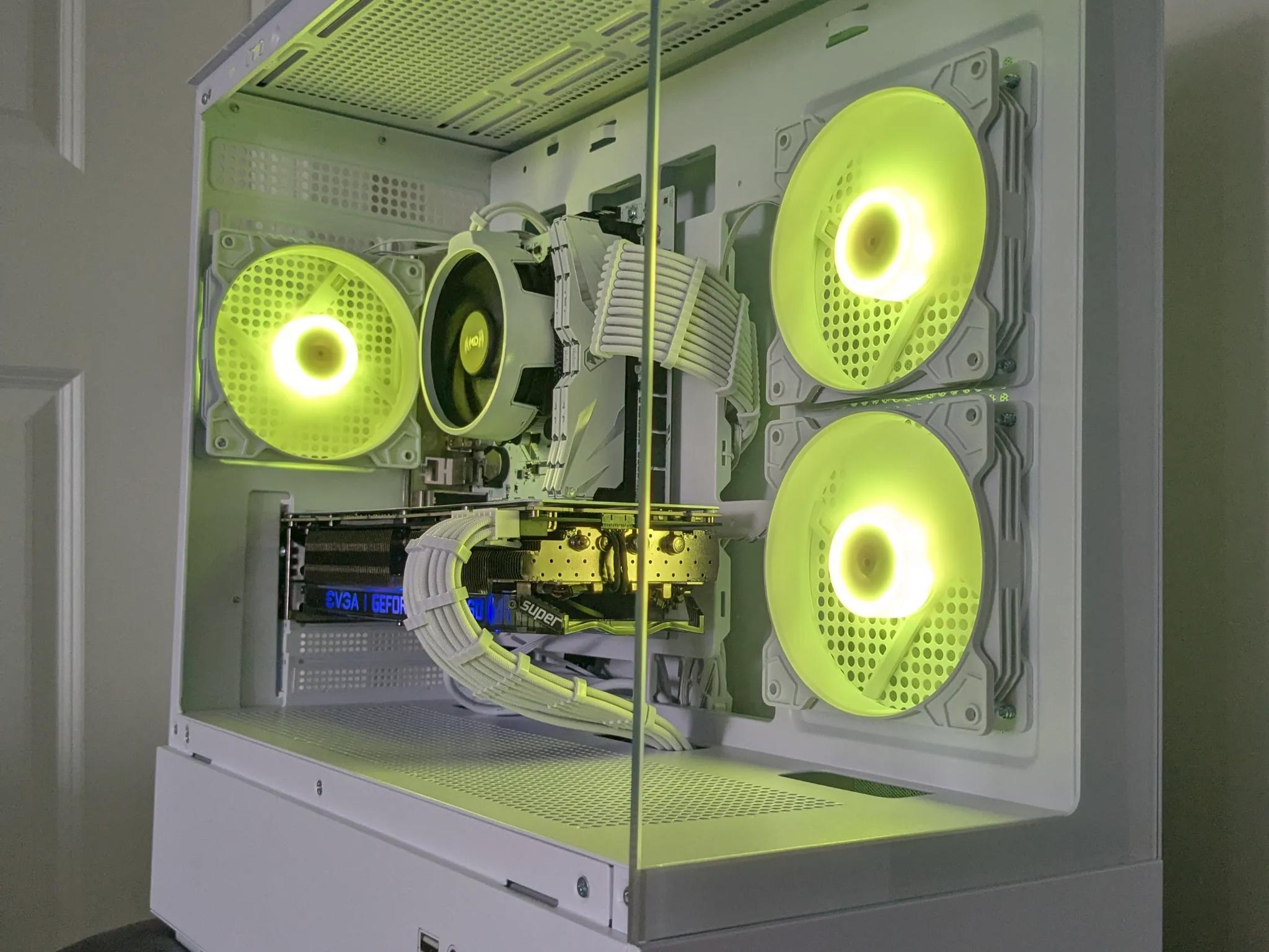 Ymir 🌬️ | Nvidia RTX 2060 SUPER 8GB | Ryzen 5 3600 | 512GB SSD | 16GB RAM | ARGB Gaming PC