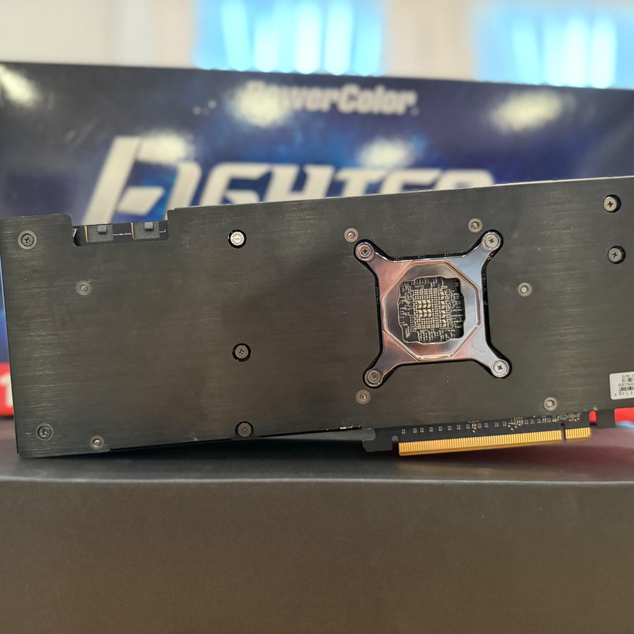 AMD RX 7900 GRE 16gb