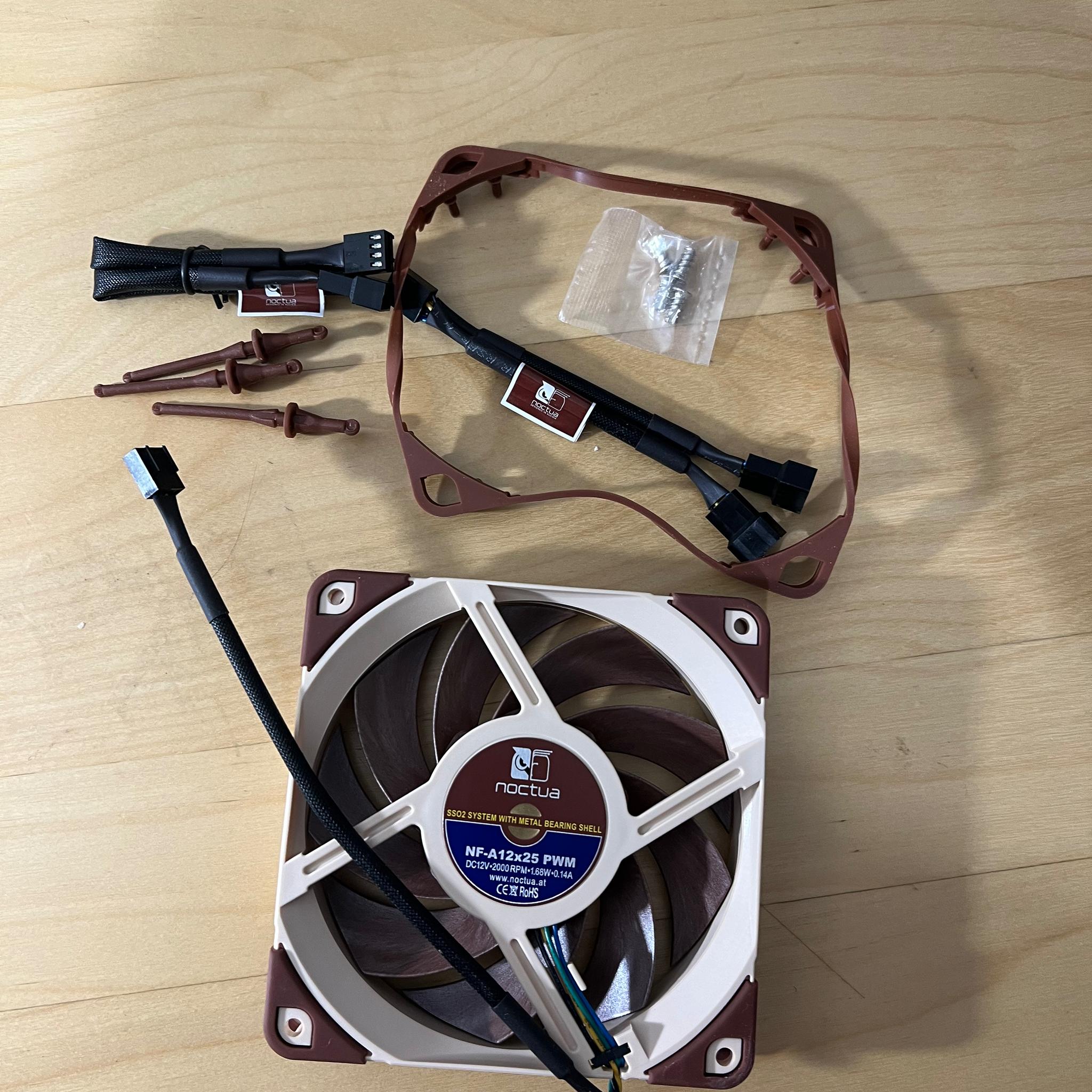 Noctua NF-A12x25 120mm case fan.