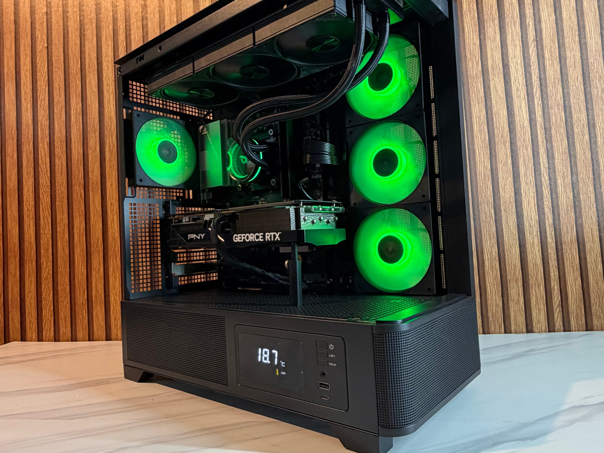 RTX 5070 TI 16GB | RYZEN 5 9600X | 360MM AIO | 1TB SSD | 750W