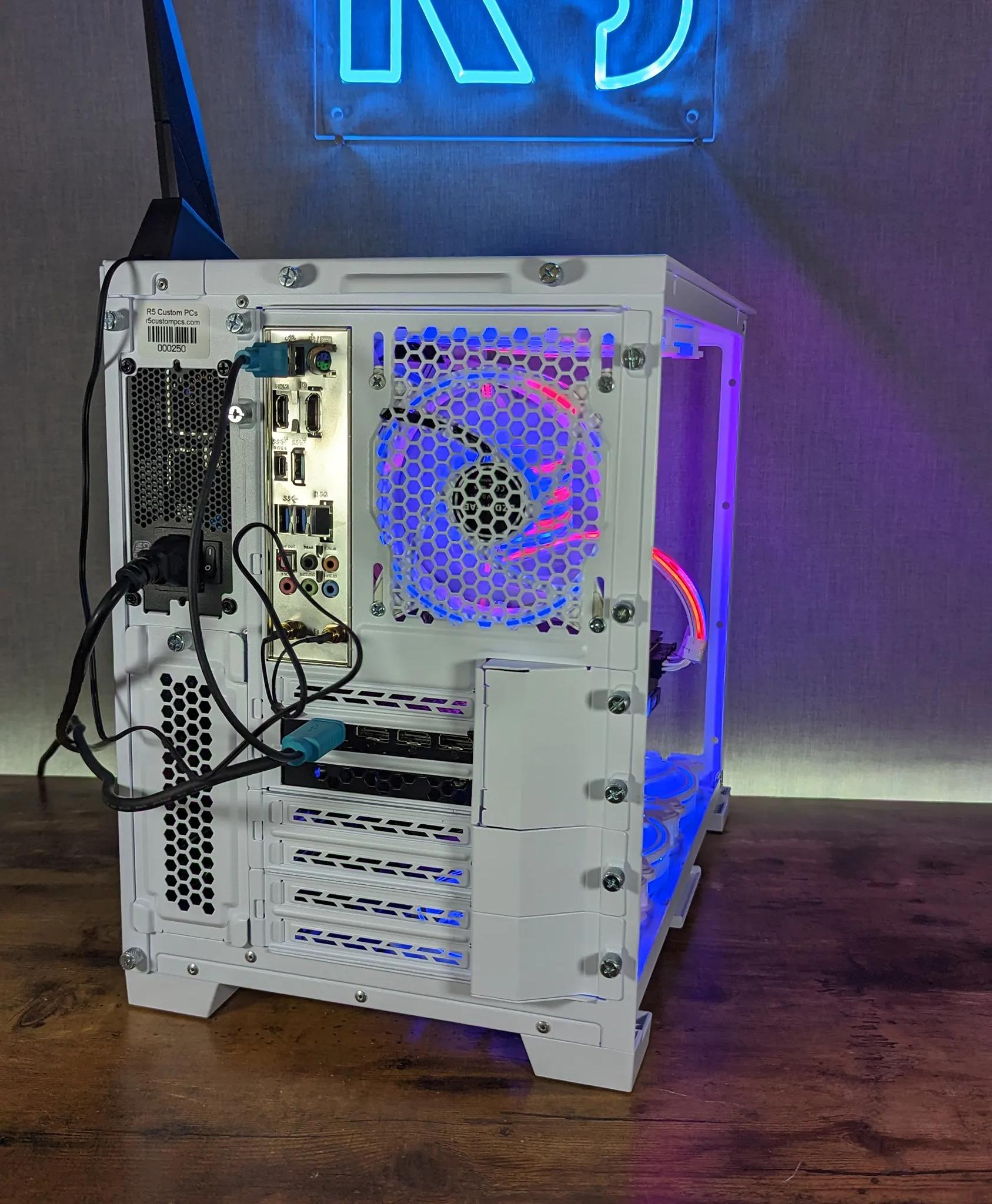 RTX 3080ti 12GB // i9 12900KF // 32GB 3600Mhz DDR4 // 2TB Gen4 NVMe // WiFi