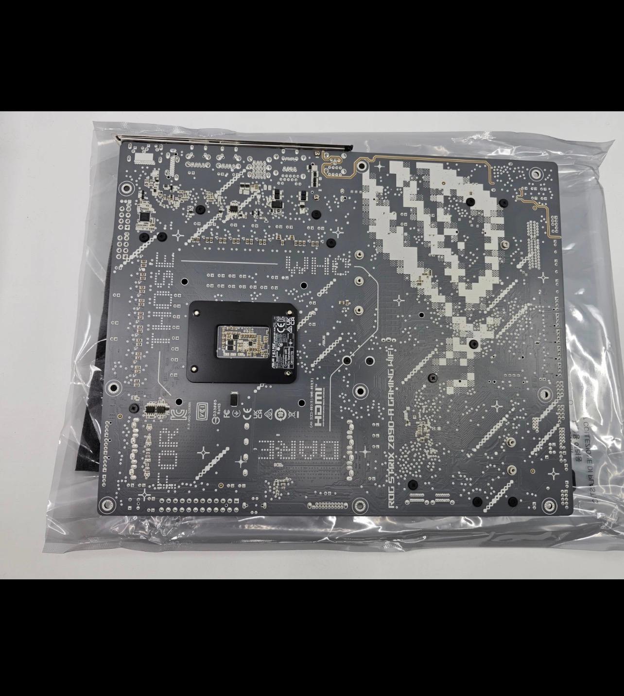 (READ) ASUS ROG Strix Z890-A Gaming WiFi