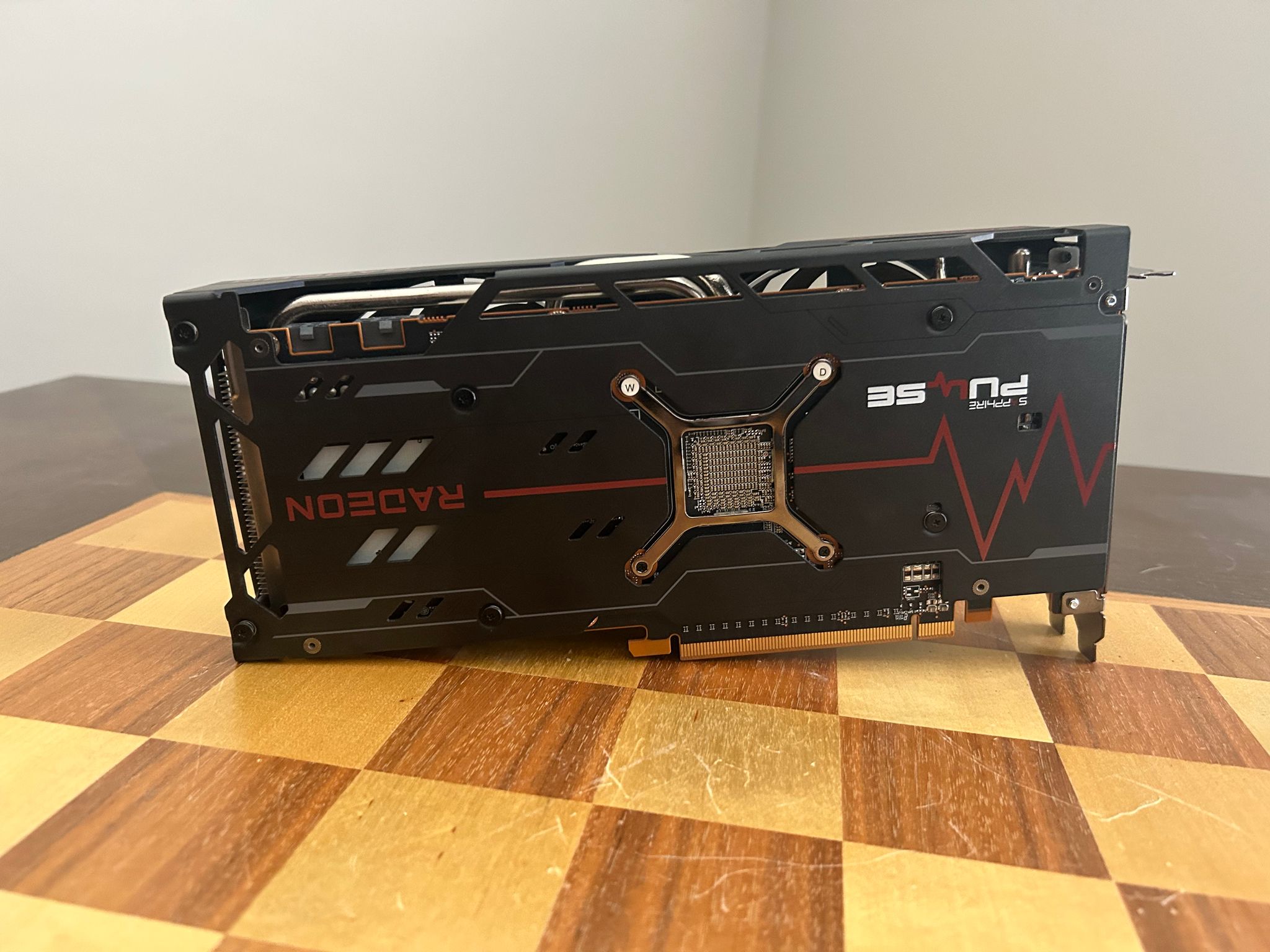 Sapphire Pulse Radeon RX 6700XT
