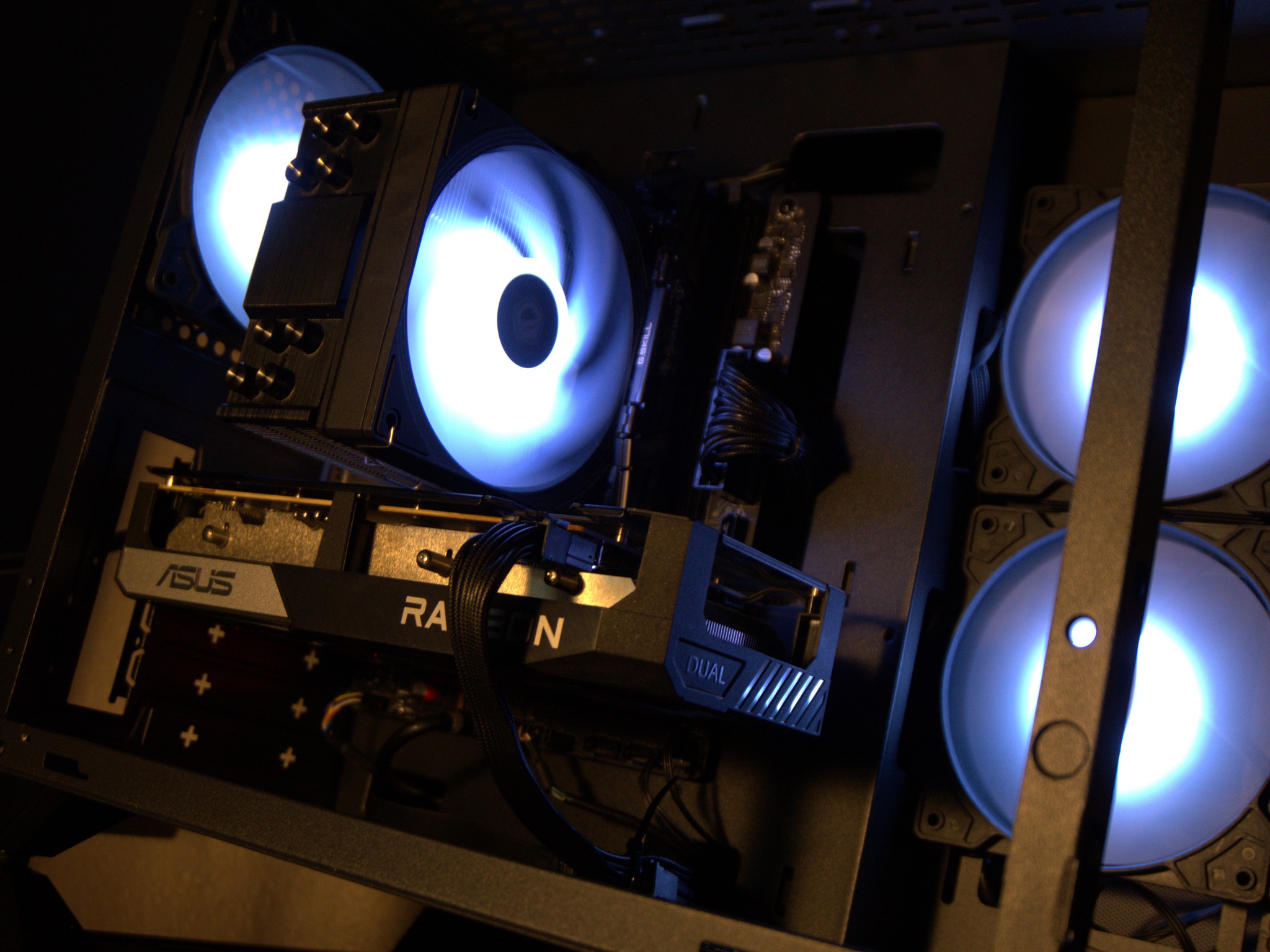 1080p Gaming PC| RX 6600|Ryzen 5 3600| 16gb DDR4 3200MHZ|512GB M.2 SSD|