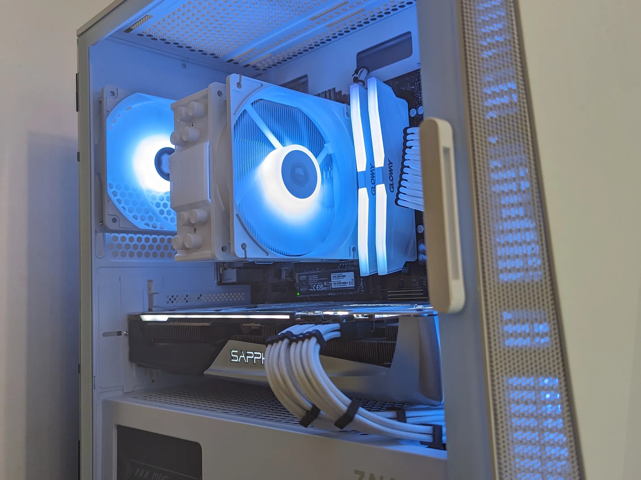White RGB Mid-Range Gaming PC - Rx 5700xt, Ryzen 5 2600x, Micro ATX