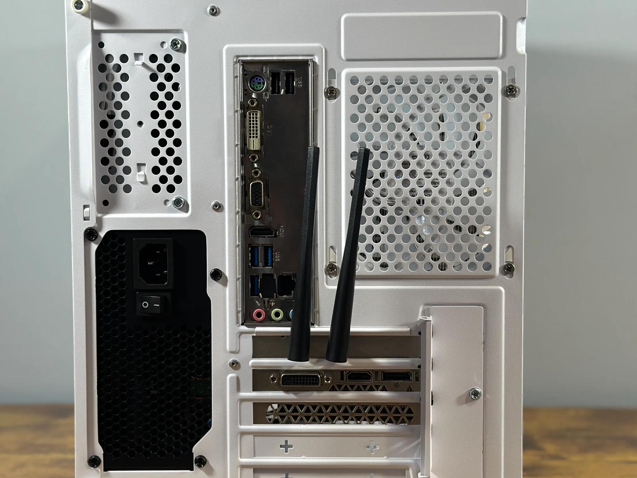 GTX 1660Ti | Ryzen 5 3500X | 16GB DDR4 | 1TB NVME | Windows 11 | WIFI + BT | Custom Gaming PC