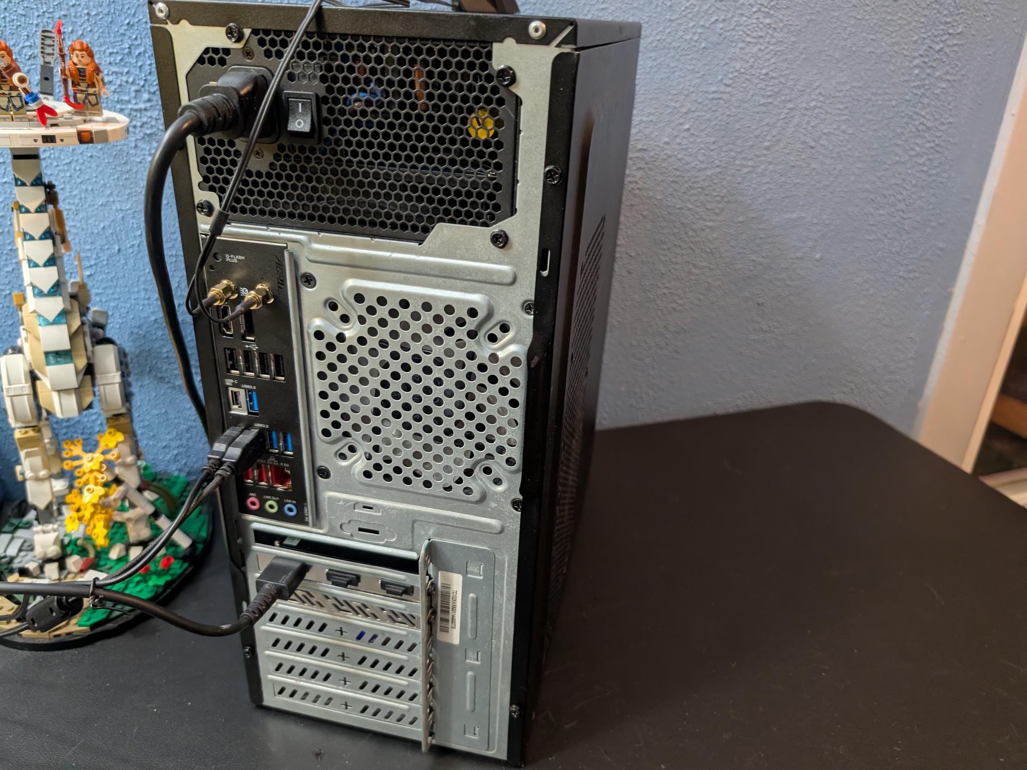 1440p All AMD Sleeper Gaming PC | AMD 7600x, 9060 XT (16GB) | 32GB RAM | 1TB SSD | Win. 11 PRO