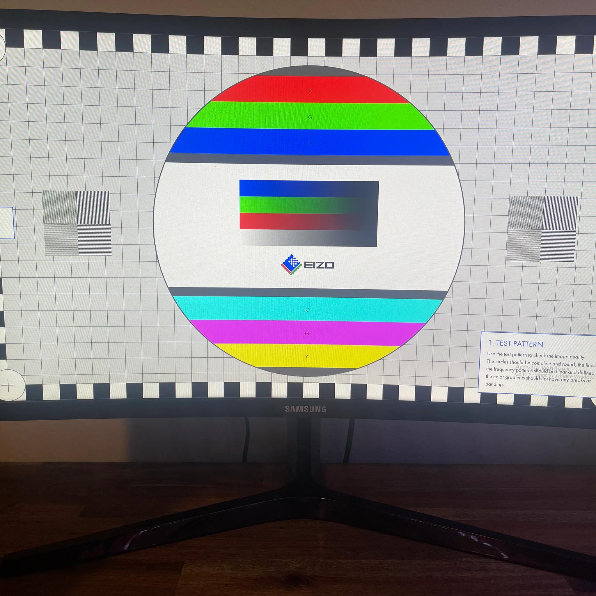 SAMSUNG 24" Curved 1080p Monitor