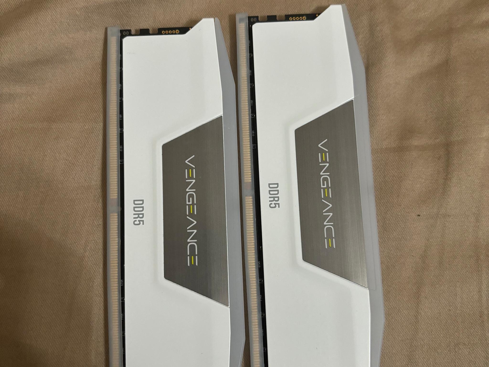 Corsair DDR5 2x16GB 6000MHZ