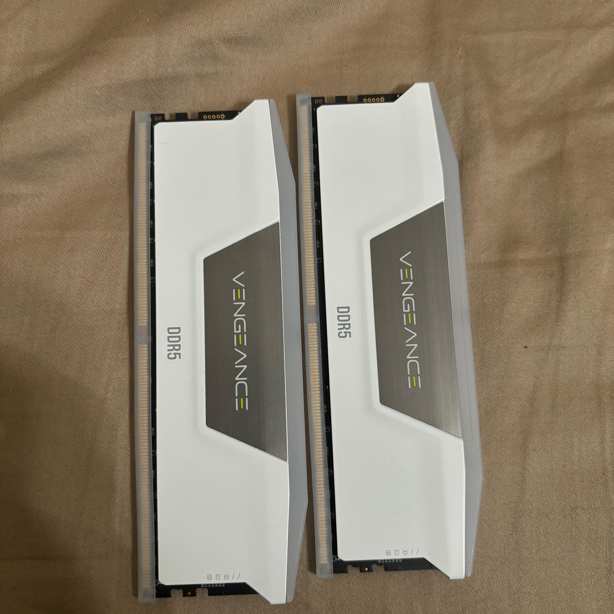 Corsair DDR5 2x16GB 6000MHZ