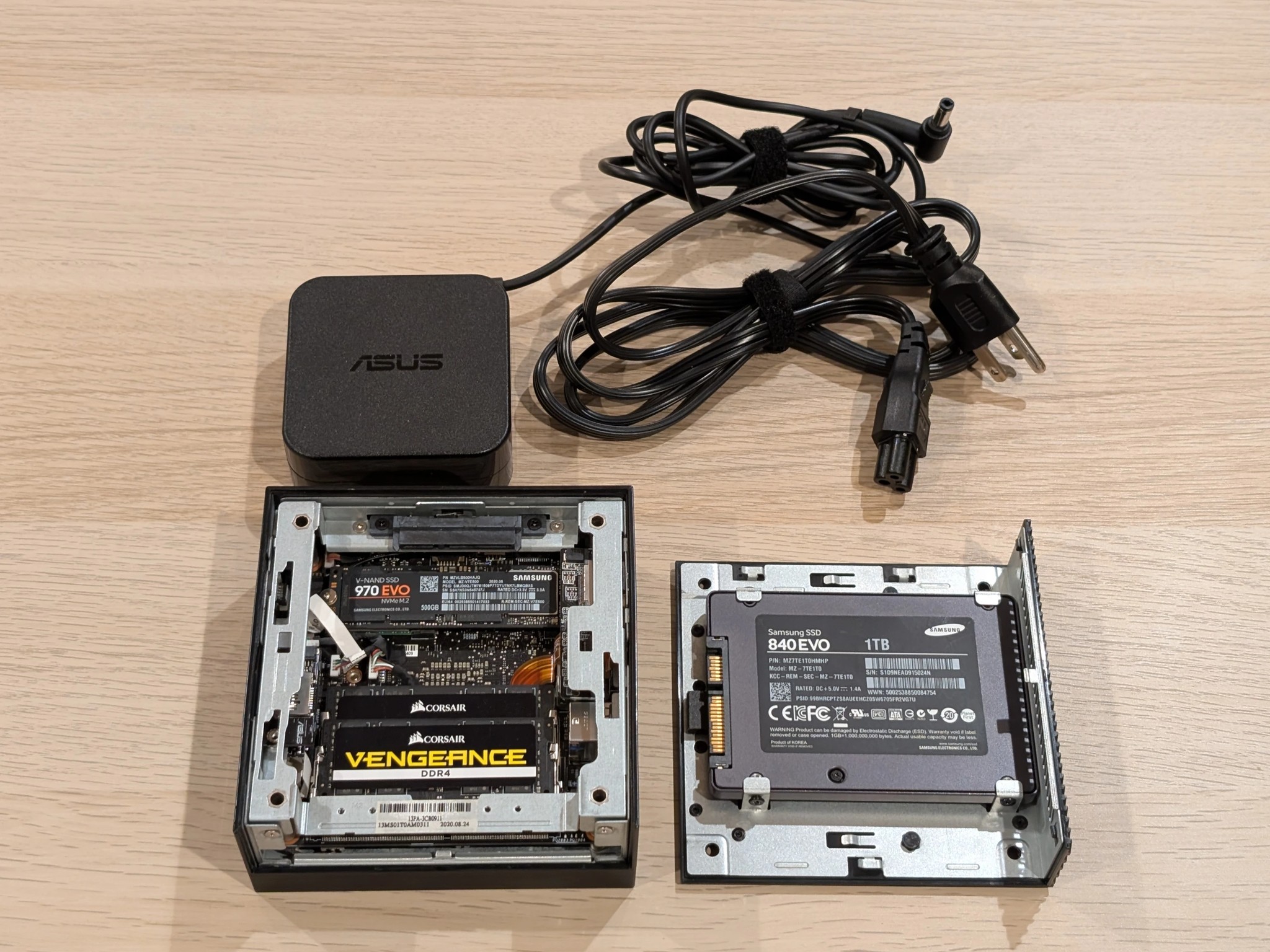 Asus PN50 Mini PC, 8 cores, 32GB RAM