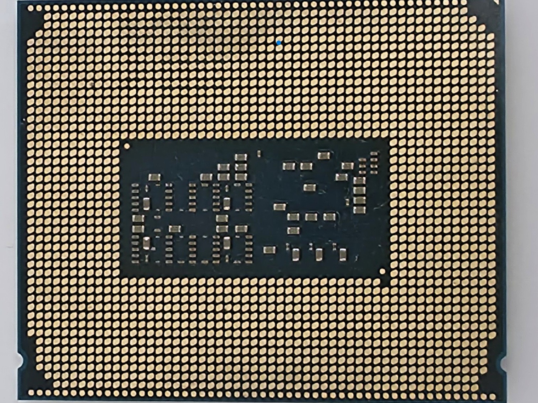 Intel Core Ultra 9 285K with Retail Box. Used once.