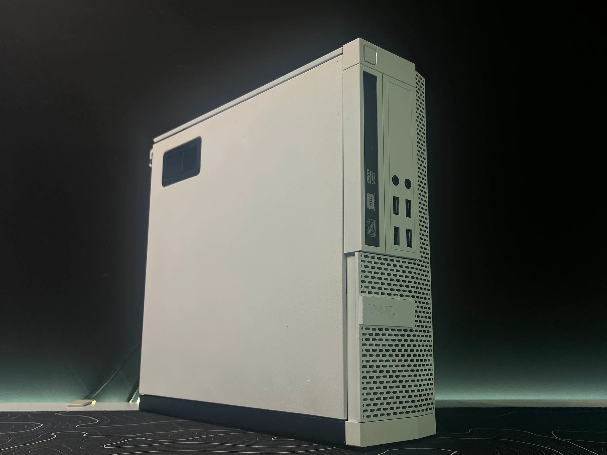 White and Black PC | i5 & RX 550