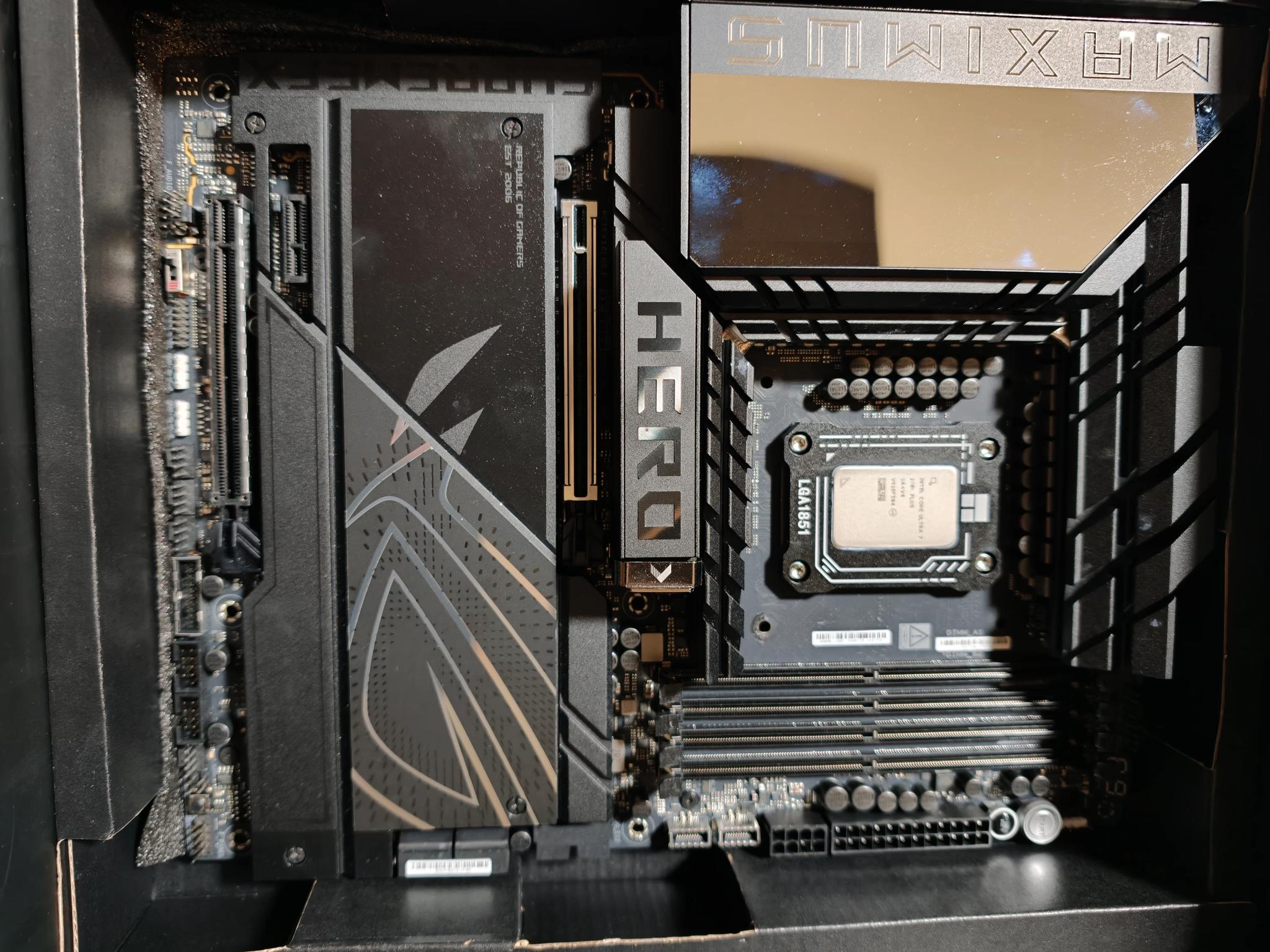 Motherboard Cpu Combo. 270K+Asus Rog Maximus Z890