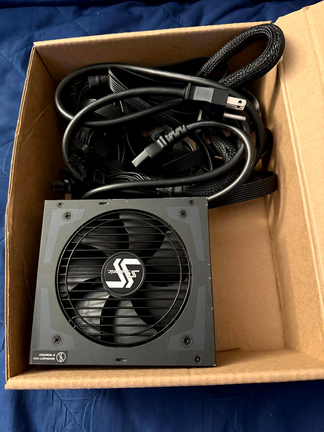 SeaSonic FOCUS Plus Platinum 850 W 80+ Platinum Certified Fully
