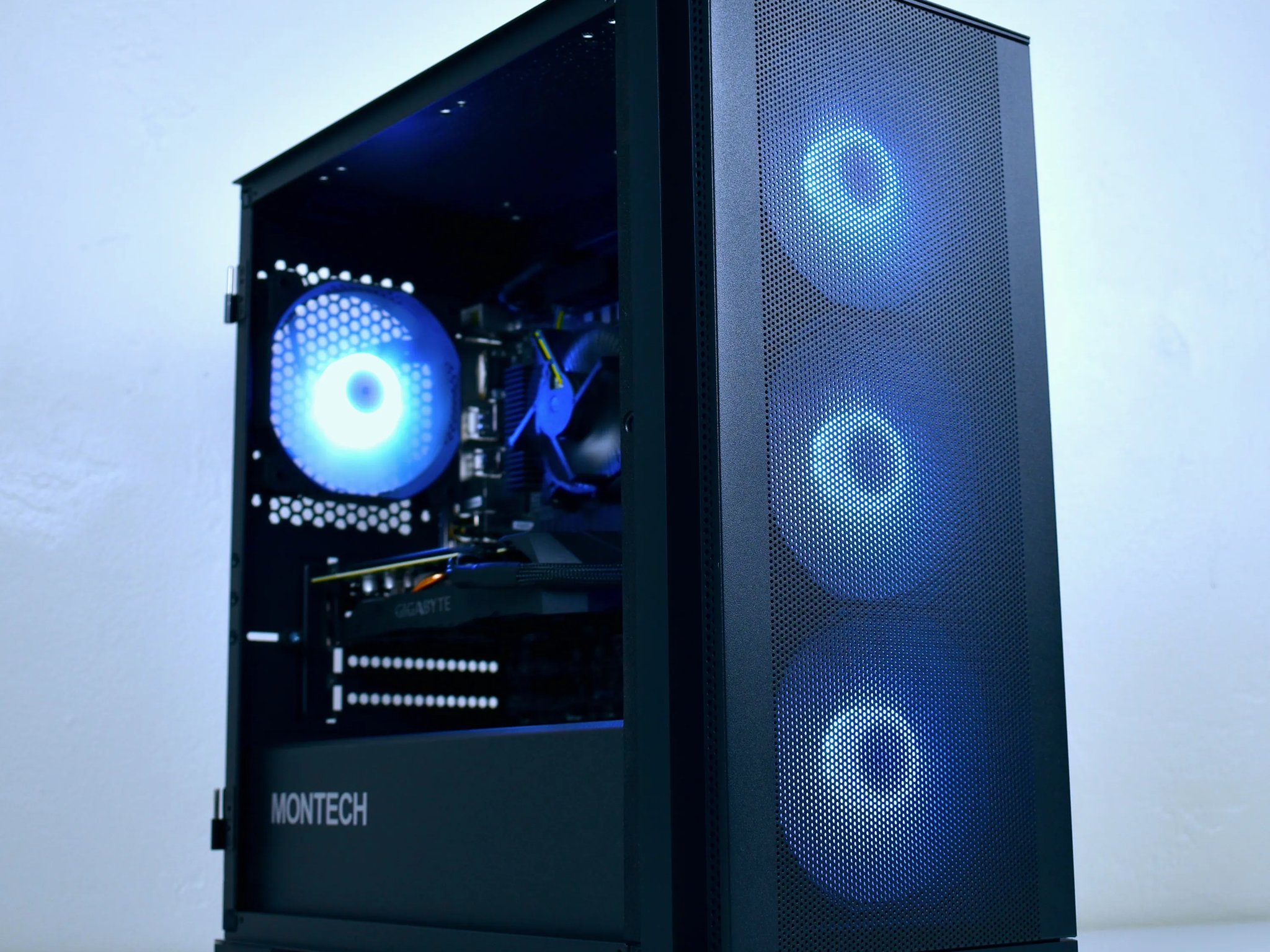 GREAT VALUE 1080p Streaming/Gaming PC | RX 6600, Intel 12100f, 1TB SSD | Forge ⚔️Gladiator II ⚔️ (B)