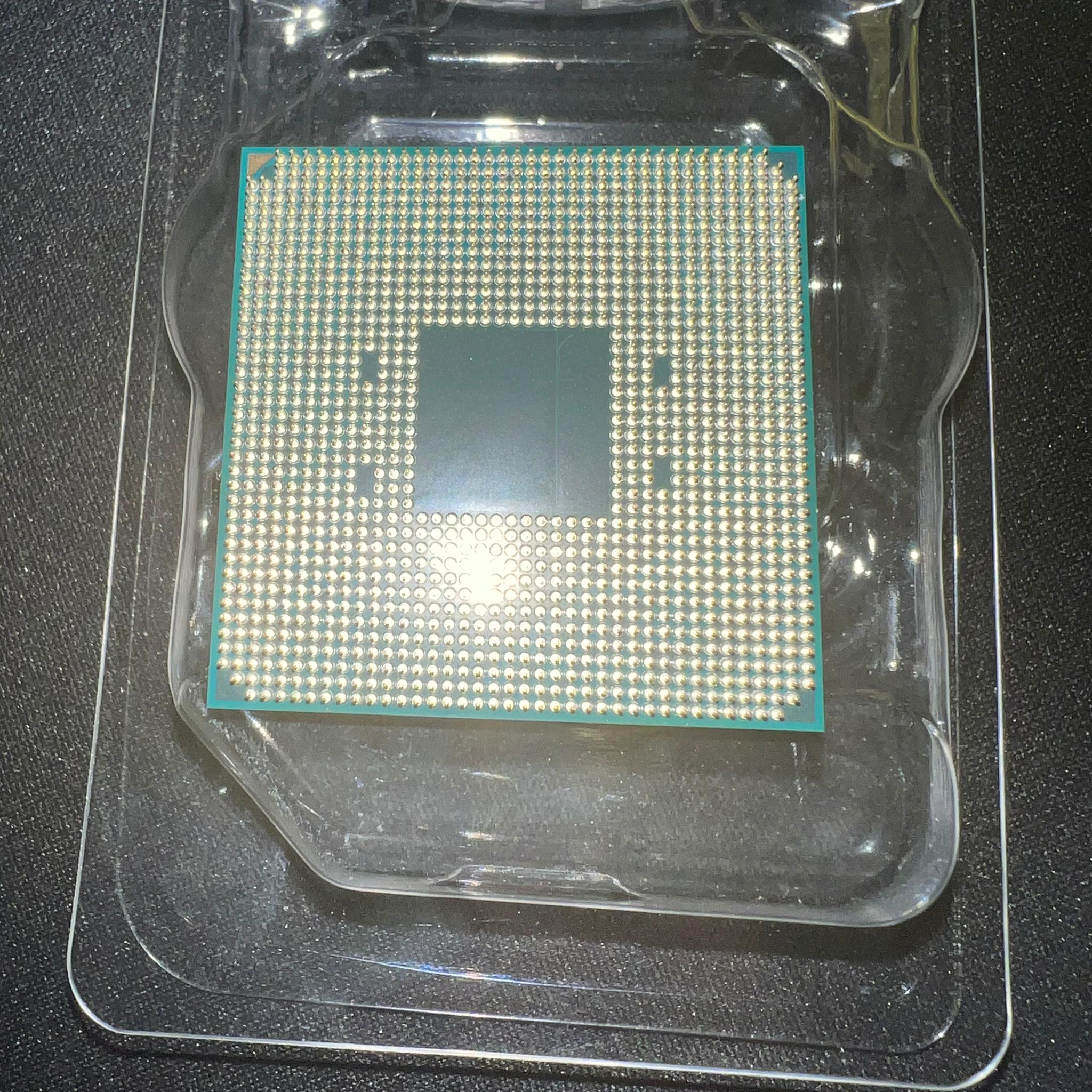 AMD Ryzen 5 5600X 6-core and 12-wire unlocked desktop processor Wraith Stealth Cooler (No paste)