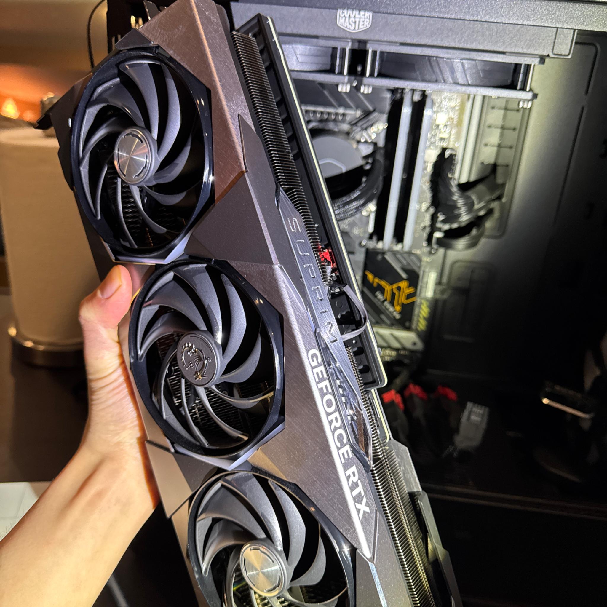 4070 Ti MSI SUPRIM X