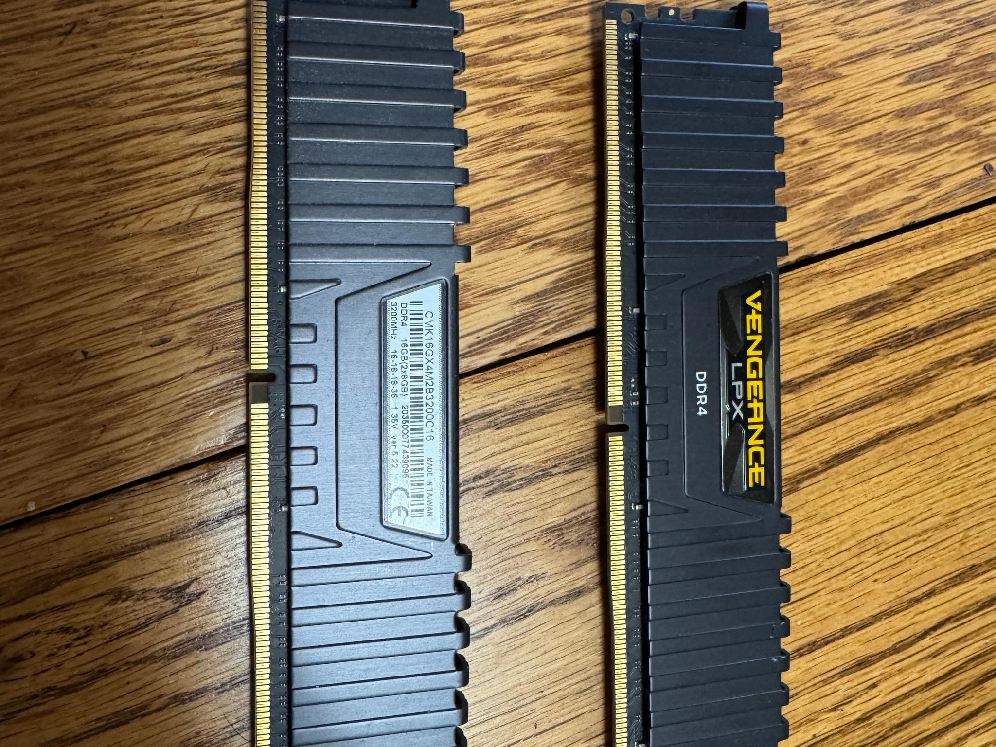 Corsair Vengeance LPX DDR4 16GB (2x8GB) 3200MHz