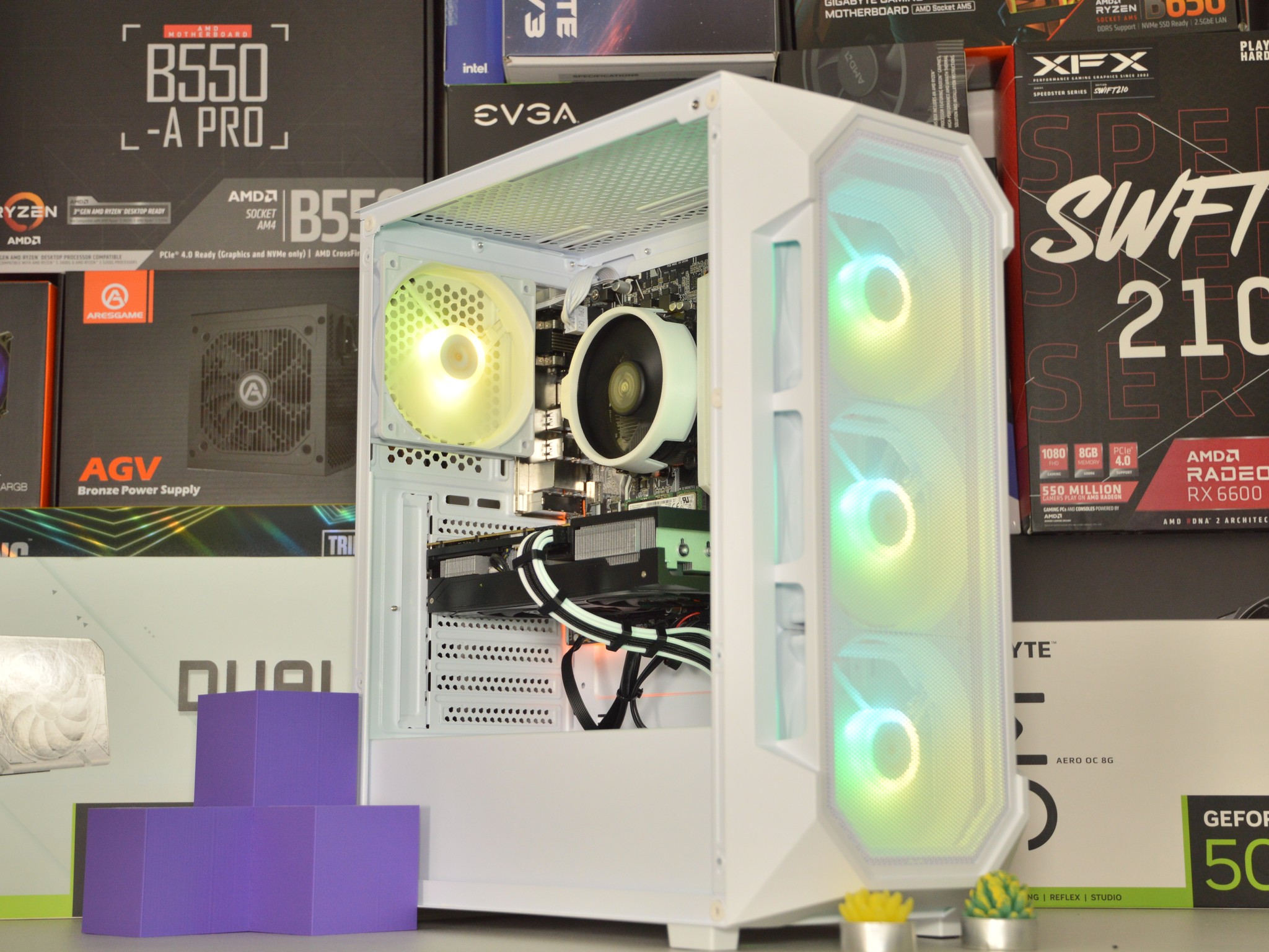 🌨️⬜| RTX 3060 Ti 8GB | AMD RYZEN 5 3600 | 16GB DDR4 RAM | 1TB NVME SSD | Snow Box |