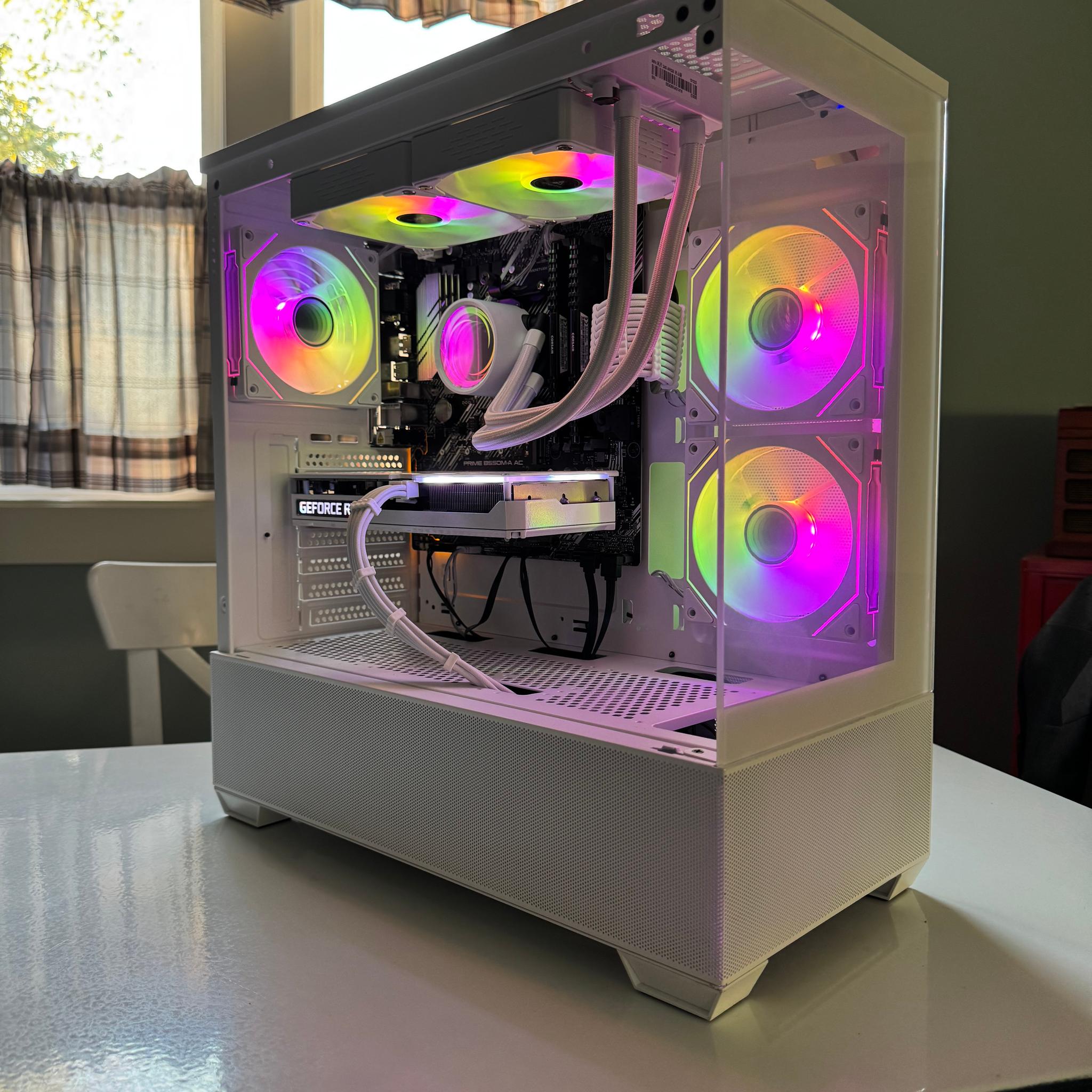 FrostByte | Custom Gaming PC | 3060 TI - R5 5500 - 16GB Ram - 1 TB SSD