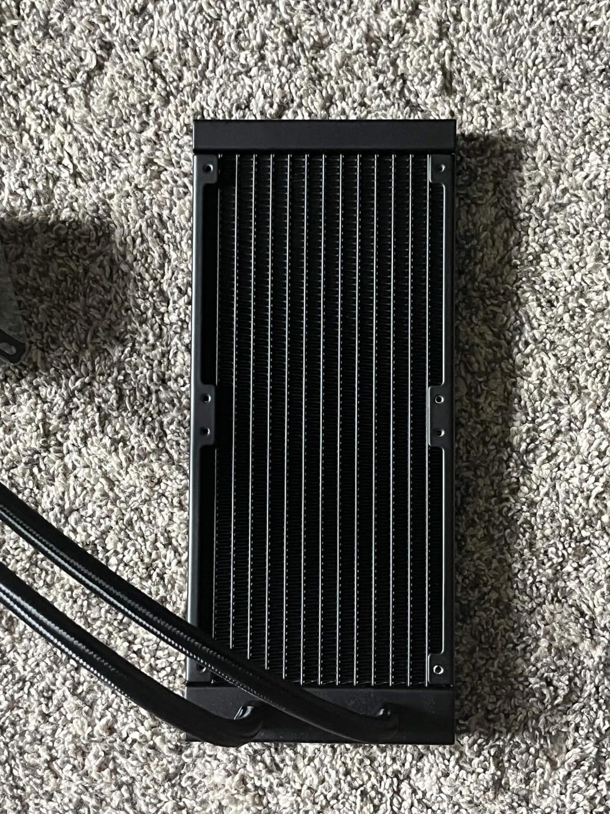 NZXT Kraken Plus 240mm AIO Liquid CPU Cooler LCD + 2 Fans RL-KN240-B2