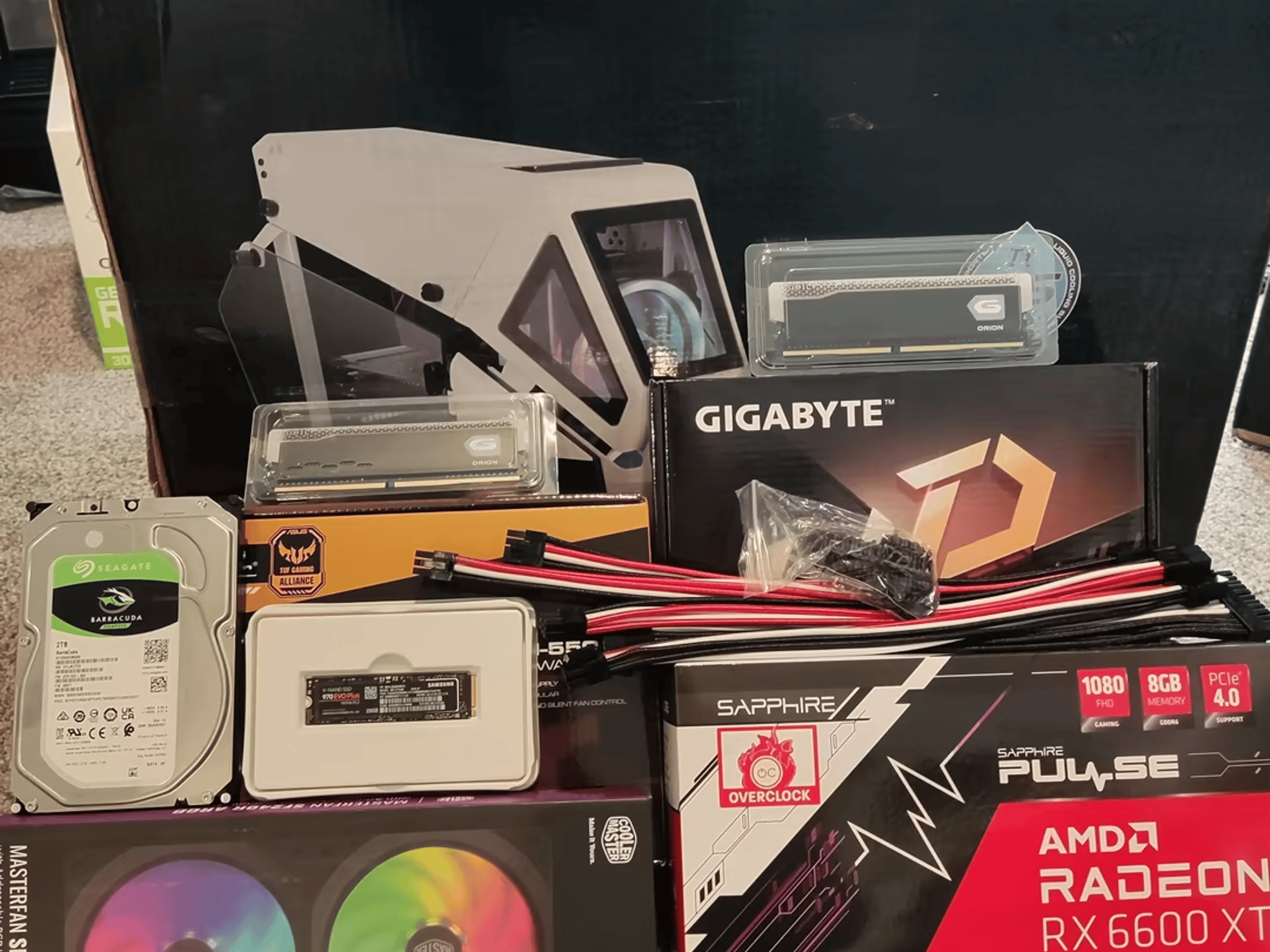 Helicopter, Helicopter! Custom Ryzen 5 3600/6600XT Build