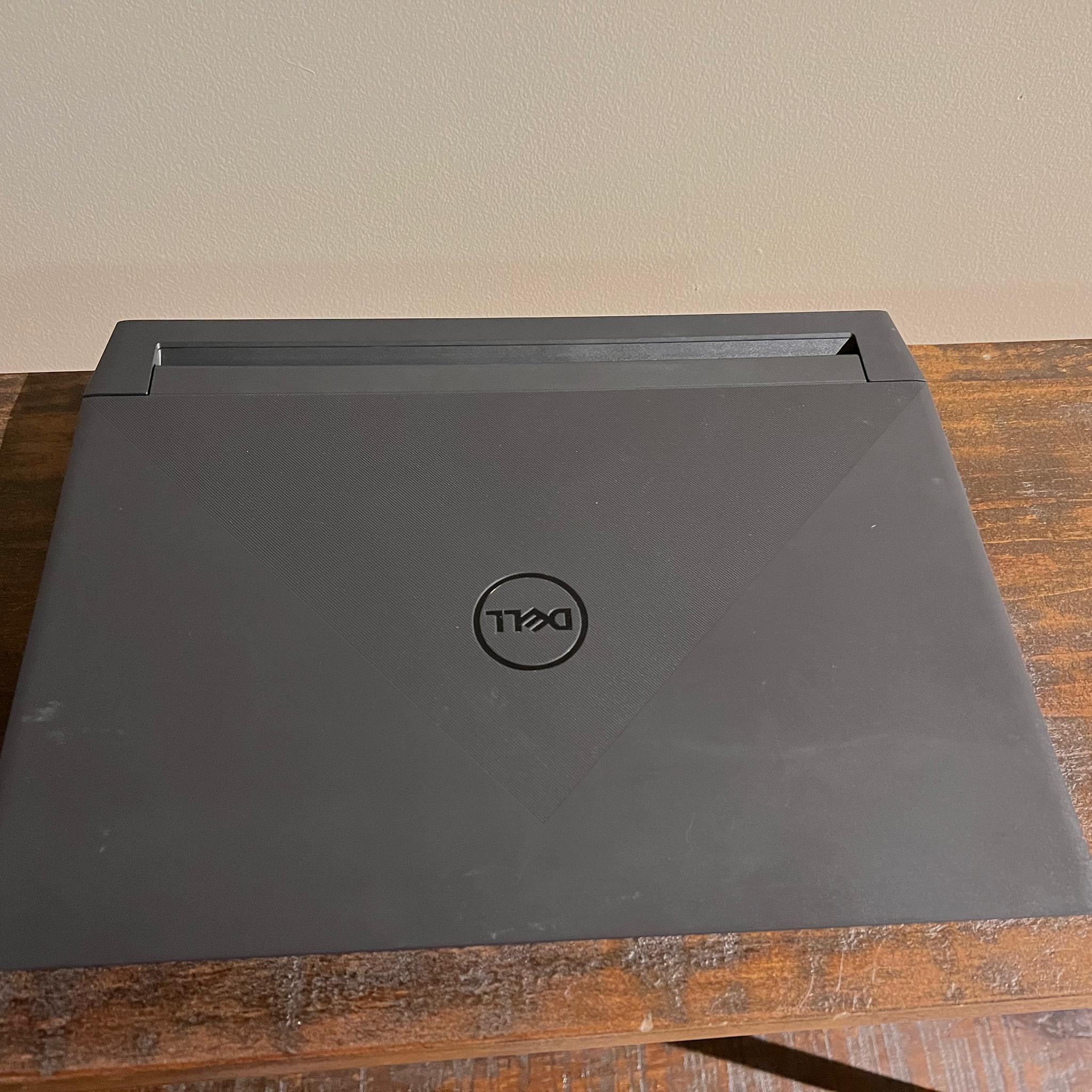 Dell G15 5510