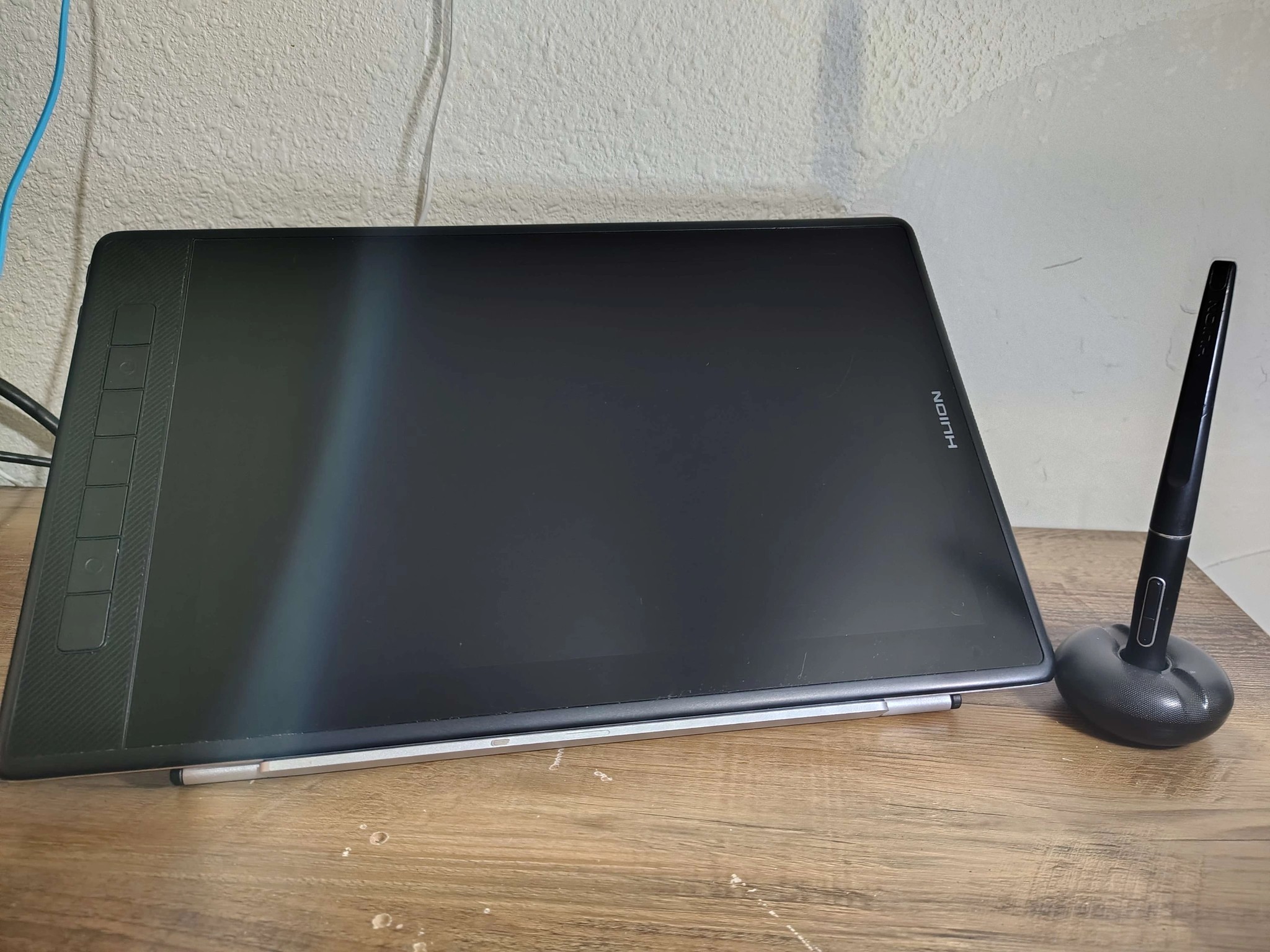 HUION Kamvas Pro 13 2.5K QHD