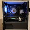 🔵⬜ Aesthetic Gaming PC ⬜🔵 Ryzen 5 3400G 3.7-4.2 GHz | Nvidia GTX 1660 Super | 1TB SSD