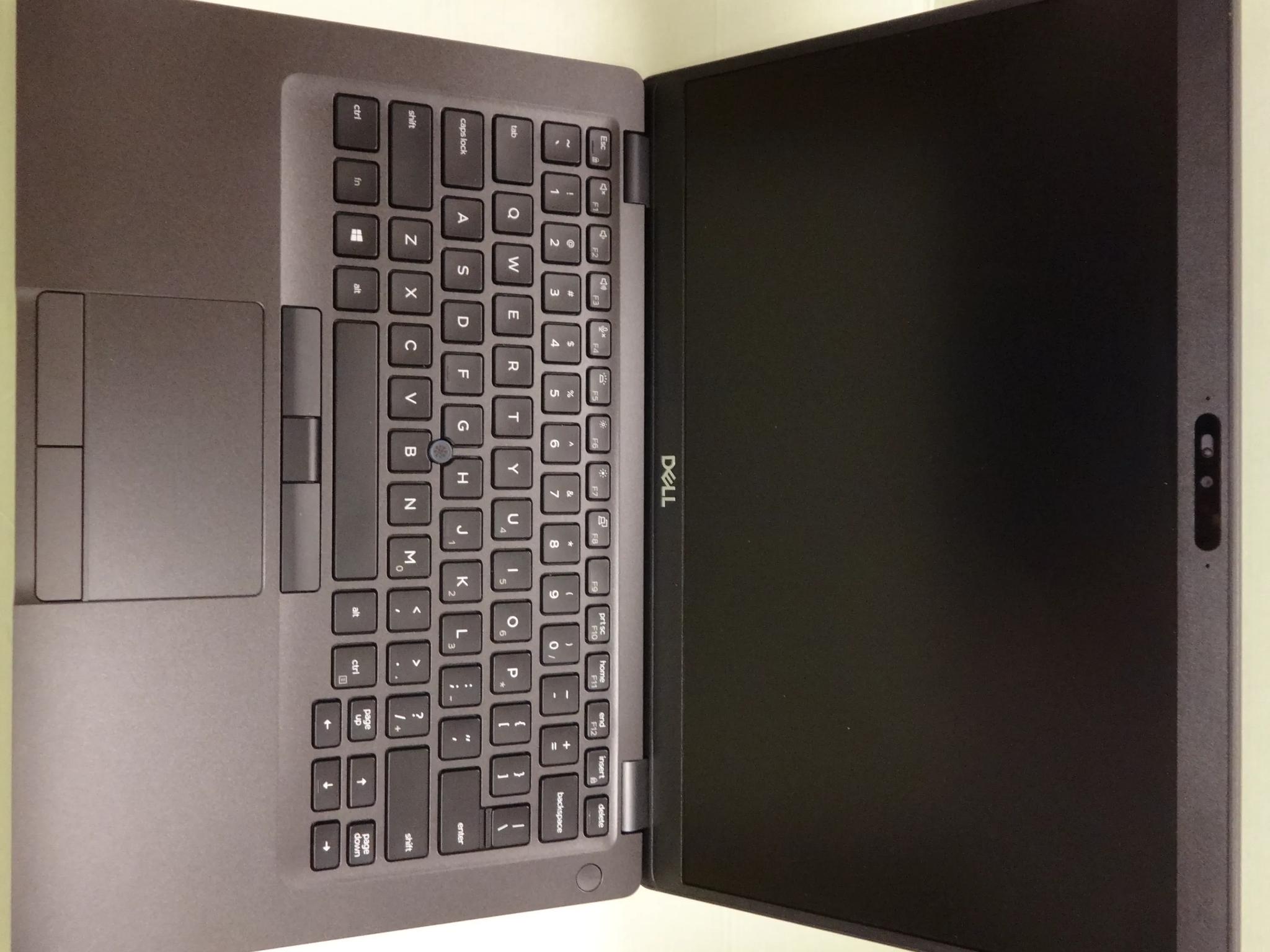 Dell 14" Latitude 5400 Intel i7-8665U 32GB Memory 256GB SSD Win11 Pro with USB-C Charger