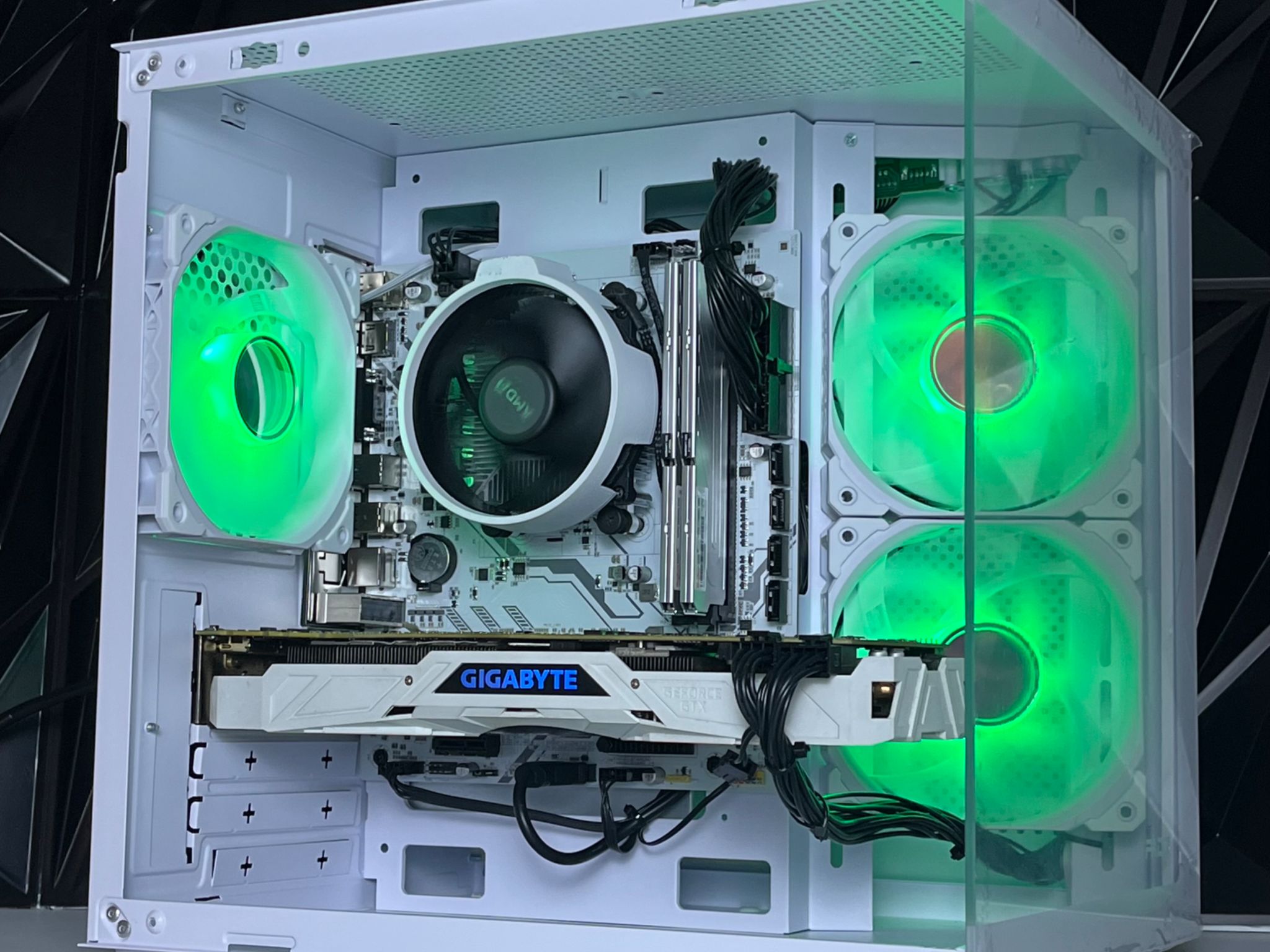 ALL WHITE ❄️WINTER THEMED❄️ THE G.O.A.T CUSTOM GAMING PC GTX 1080TI