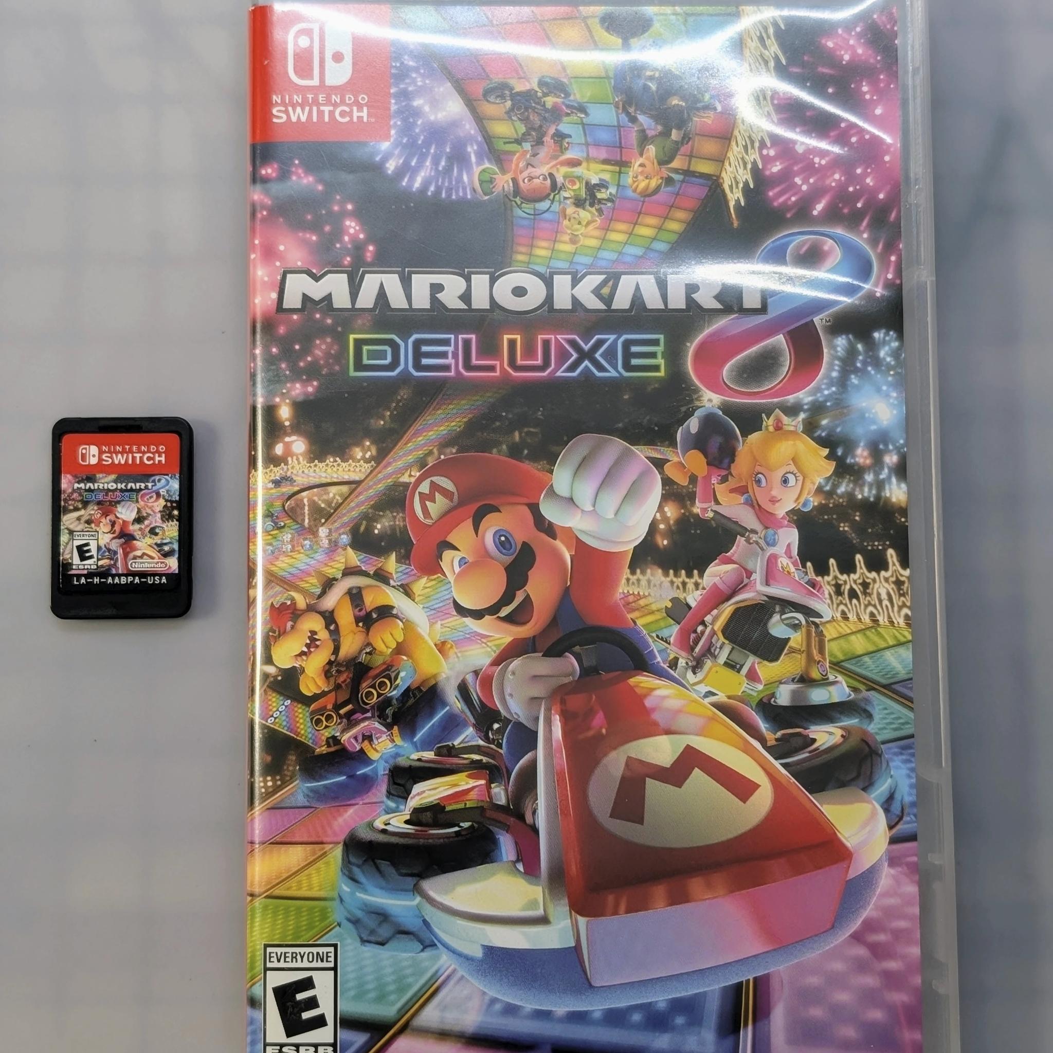 Mario Kart 8 Deluxe Edition (Nintendo Switch, 2017) [Physical]