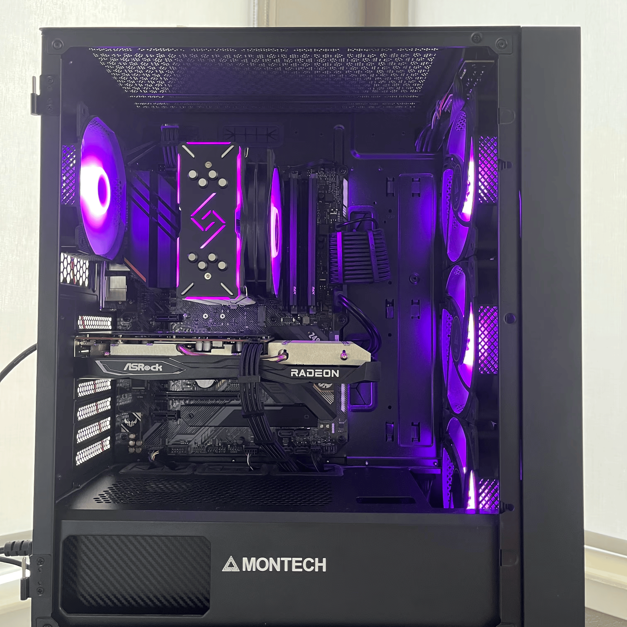 Blackout🥷| i5-10400, Rx 6600 Gaming PC