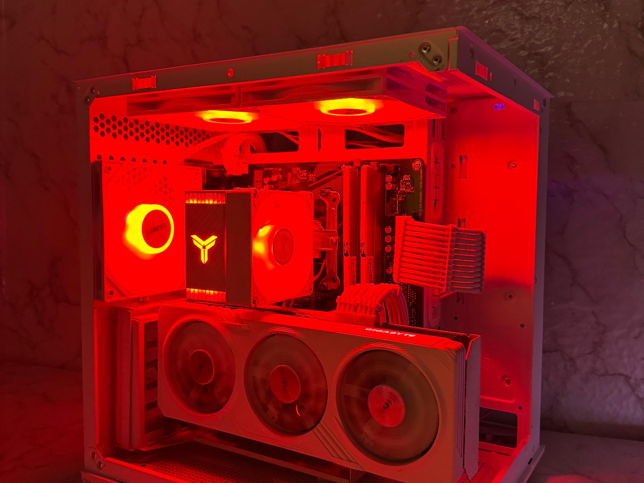 🌨️❄️Snow 1440p Rx 7600 Xt Machine 🌨️❄️ Ryzen 5 5600🌨️❄️ W11 pro 🌨️ 32gb Ram 🌨️❄️ 1Tb storage 🌨️❄️