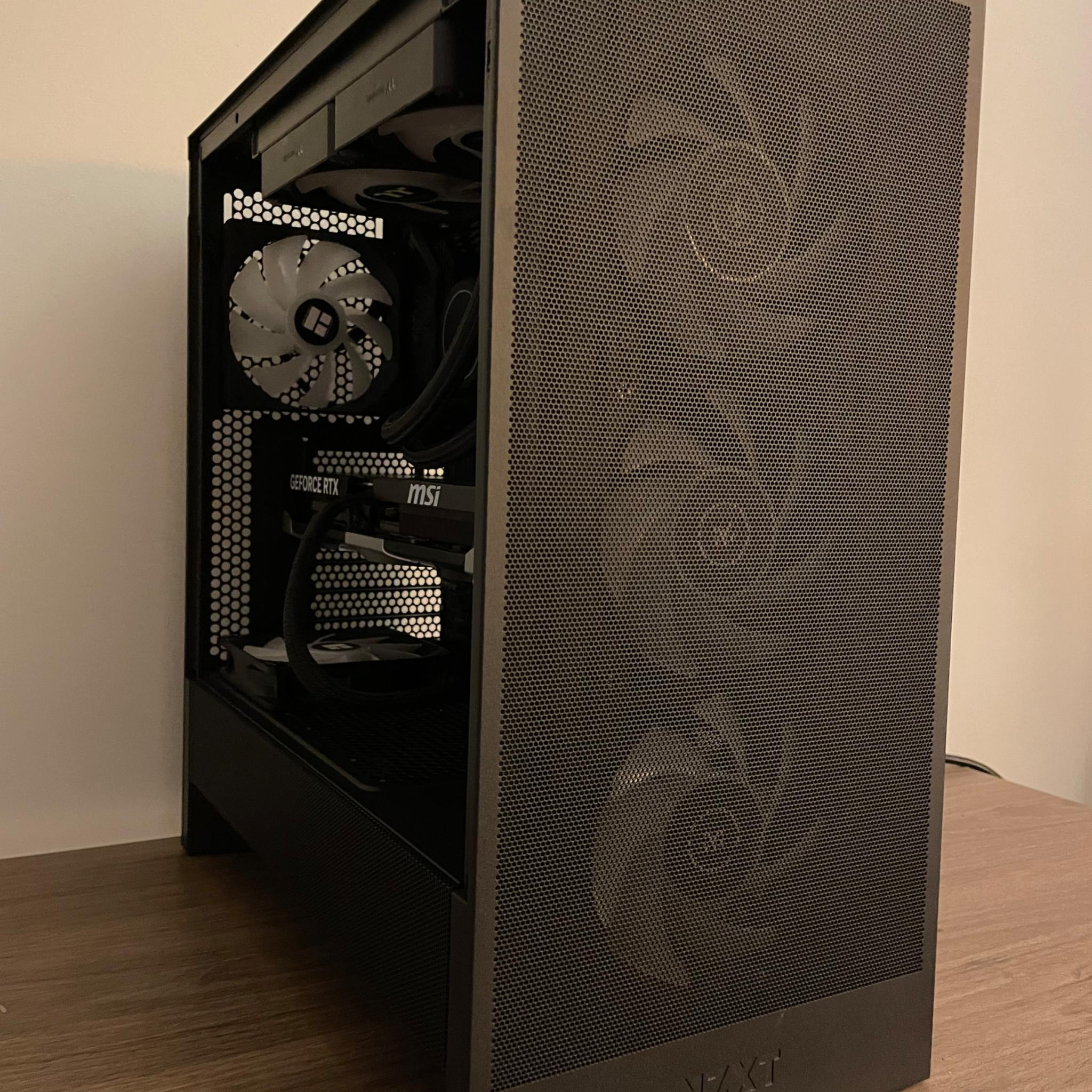 RTX 5070 Ti / i7 11700Kf Gaming PC