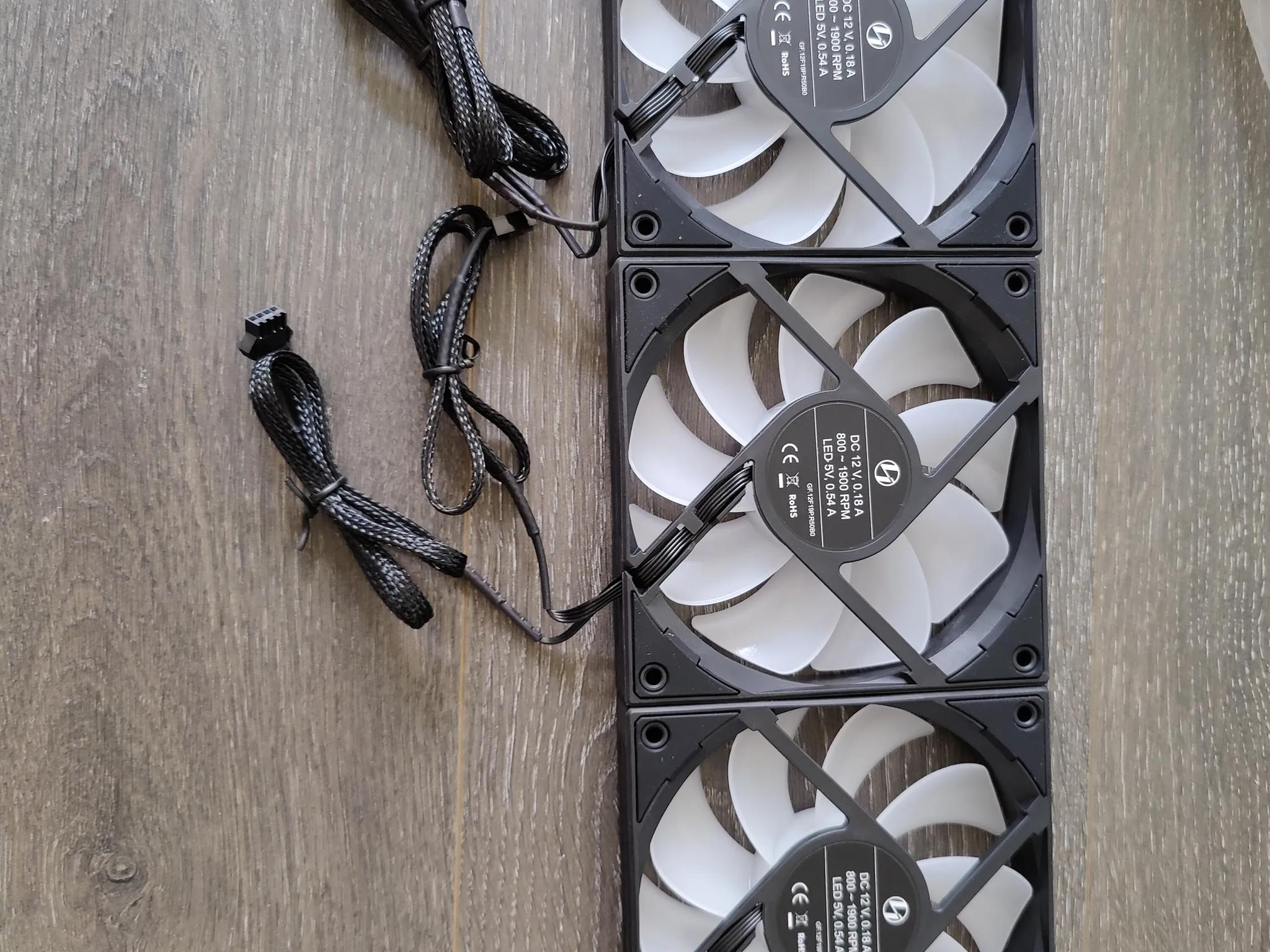 Lian Li Galahad 360mm AIO - Black