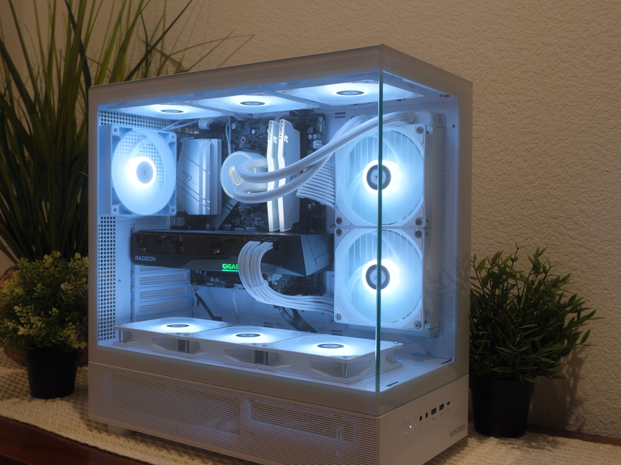 Radeon RX 6700 XT Custom Gaming PC - Ryzen 5 5500, 16GB RAM