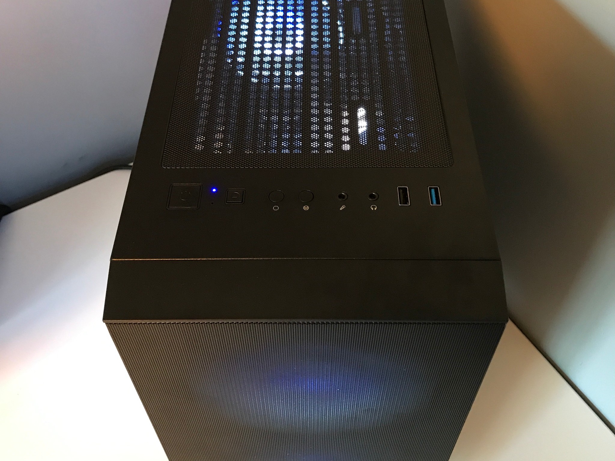 🌐 | Ryzen 5 5600X | XFX RX 6700XT | 16 GB 3200MHZ | 1TB NVME |  HIGH-MID RANGED GAMING PC |WIFI| 🌐