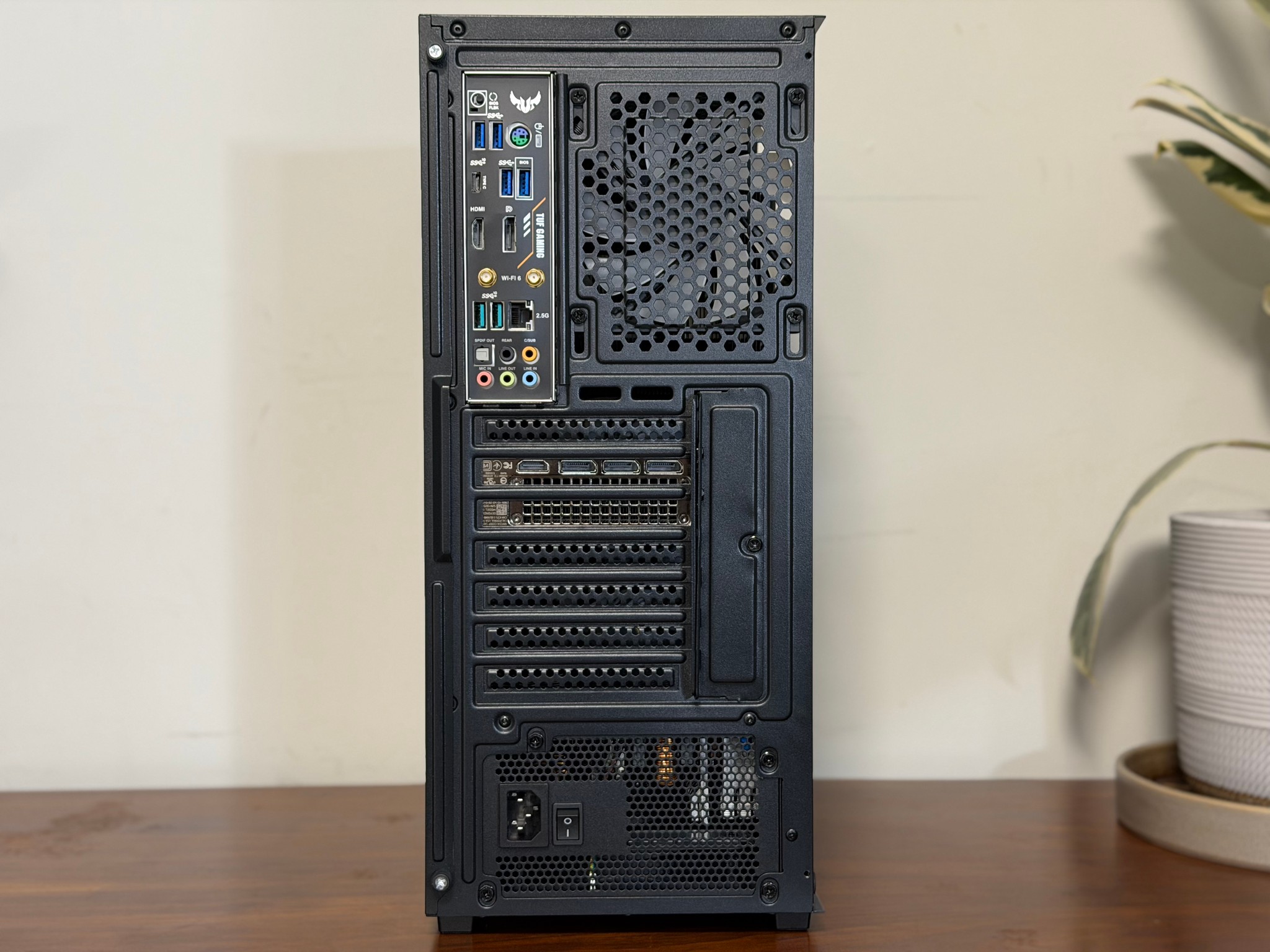 RTX 3070 | Ryzen 5 5500 | 16GB DDR4 | X570 | 1TB SSD | 650W