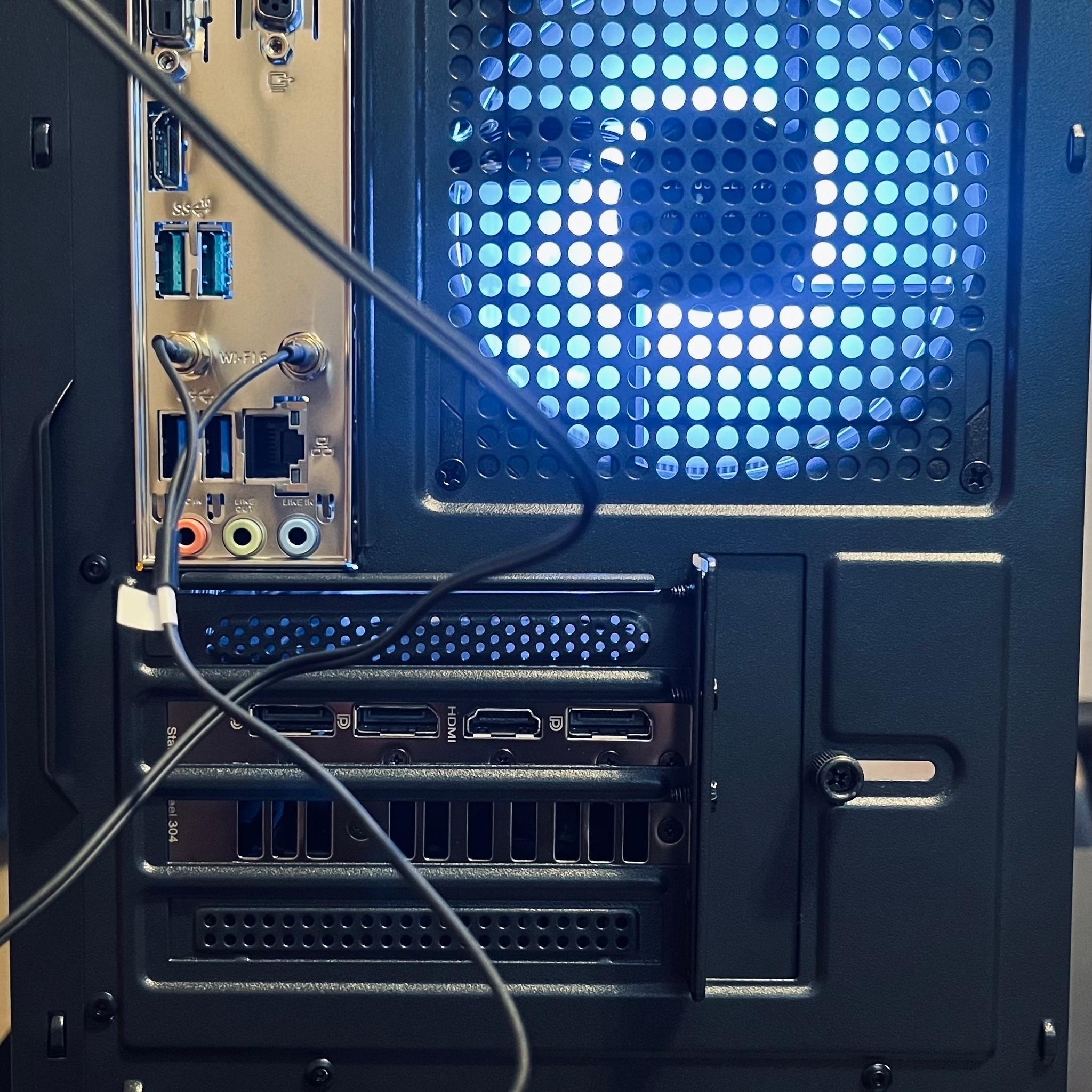 Pro Gaming PC |RTX 4070 // Ryzen 7 3700x // 32GB DDR4|