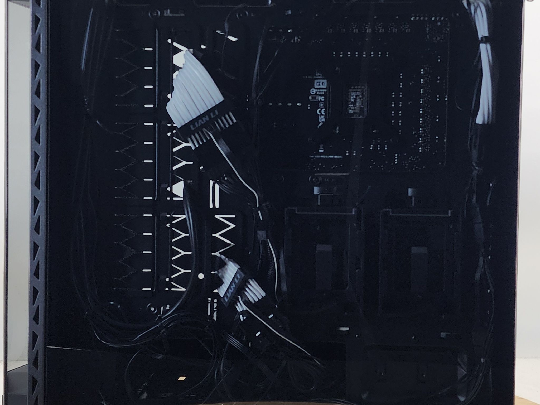 Gaming PC Ultra 7 265KF 16GB RAM 1TB SSD RX 9060 8GB Windows 11 Computer