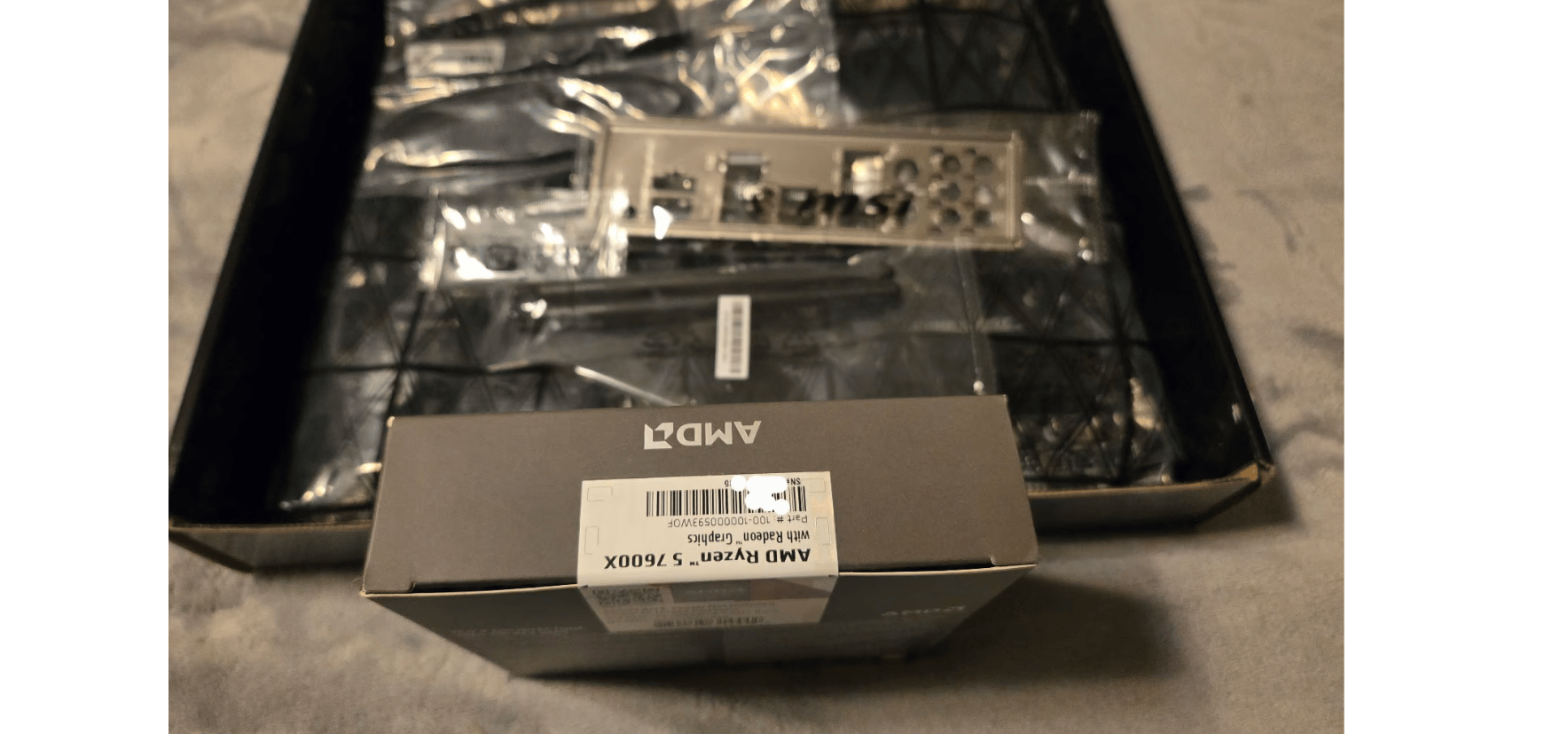 New Ryzen 5 7600x MSI PRO B650-S WiFi Motherboard