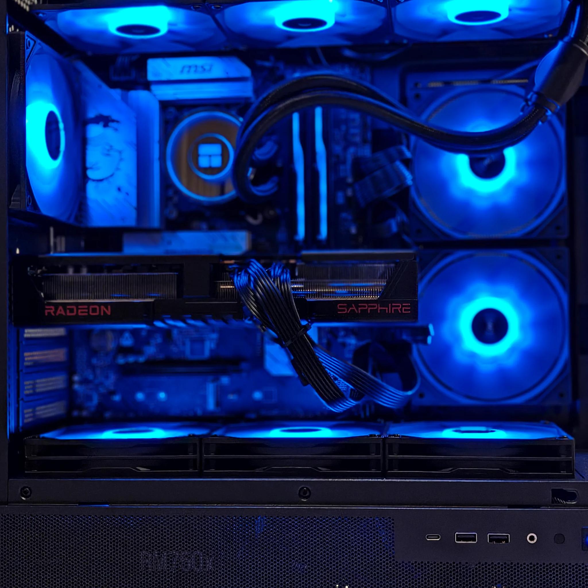 1440P - AMD Radeon RX 9070 - Intel Core Ultra 7 265K - 32GB DDR5 6000 - 2TB M.2 NVMe Gen 4 SSD