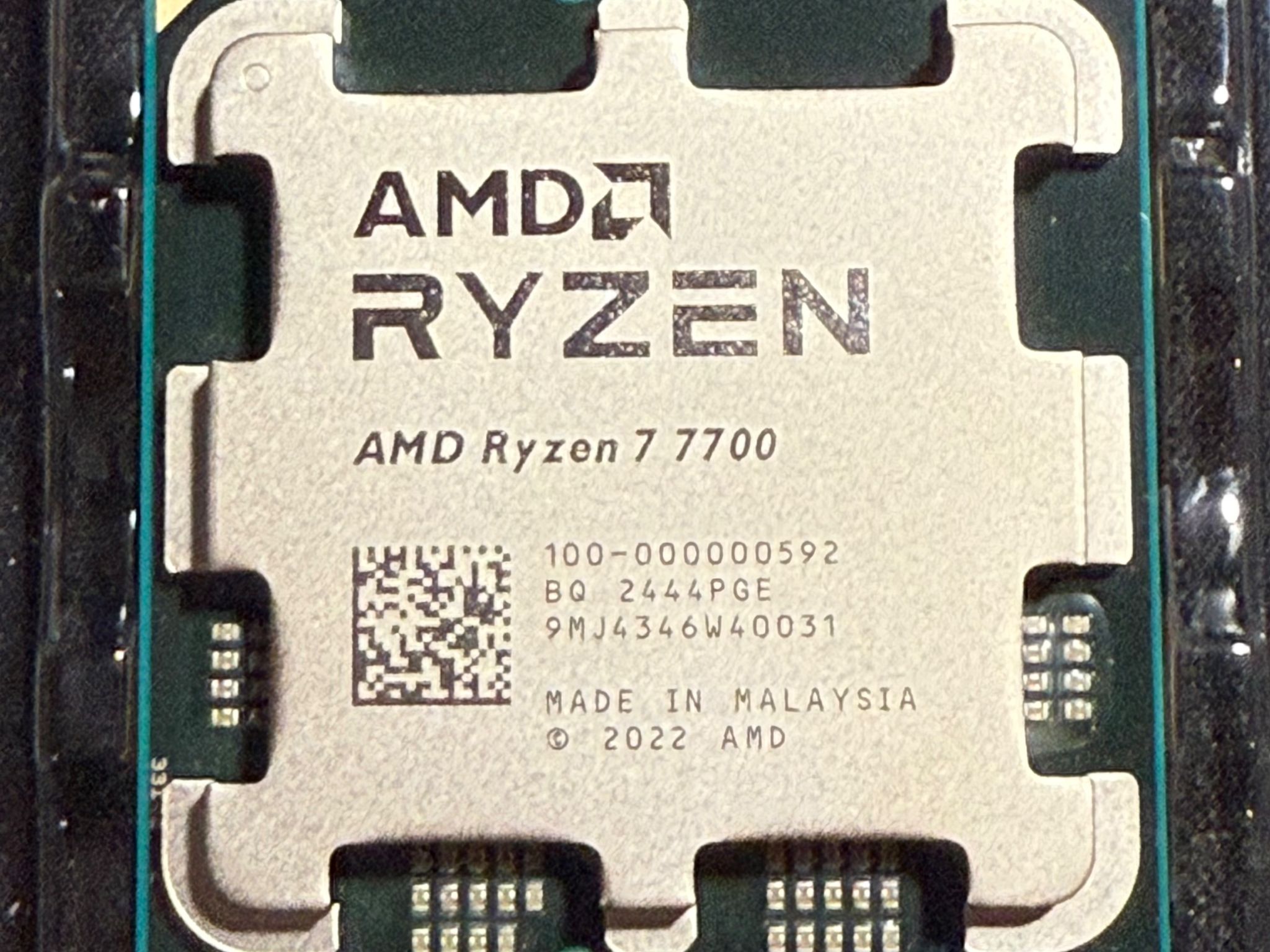 Ryzen 7 7700🔴8 Cores🔴16 Threads