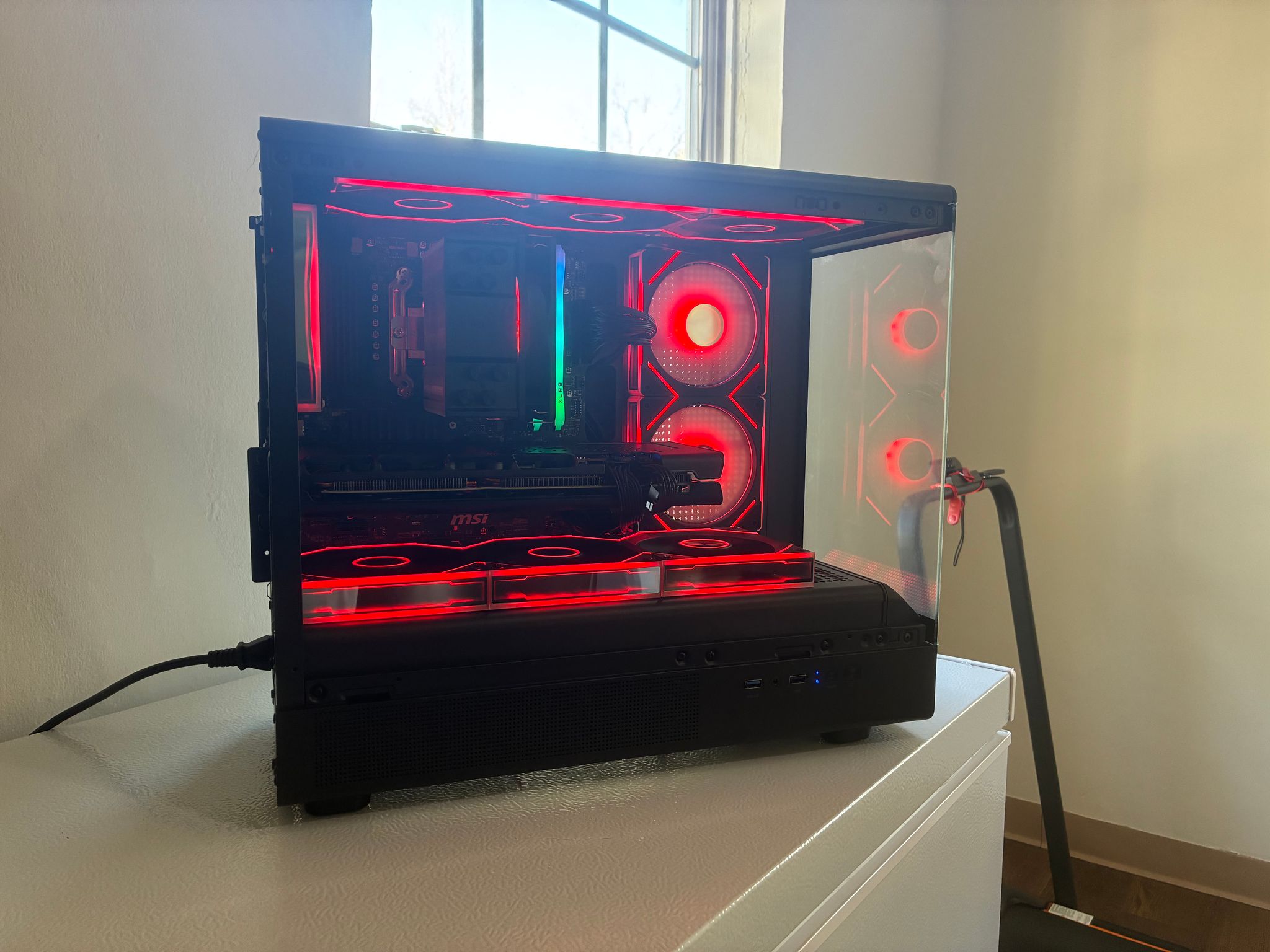RX 5700 XT | Ryzen 5 5500 | 32GB DDR4 3600MHz | 1TB NVME SSD | 650W PSU Gaming PC