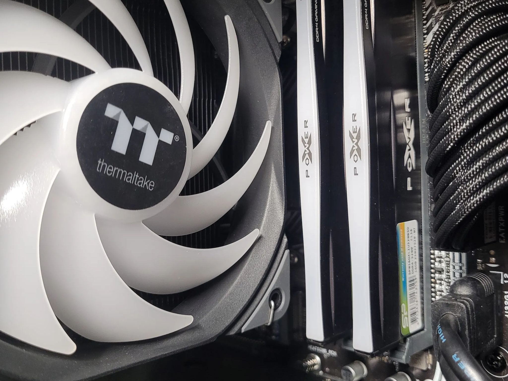 ARGB Midrange Gaming PC // RTX 3070 // Ryzen 5 3600 // 32GB DDR4 // 1TB NVME // WIFI + BT