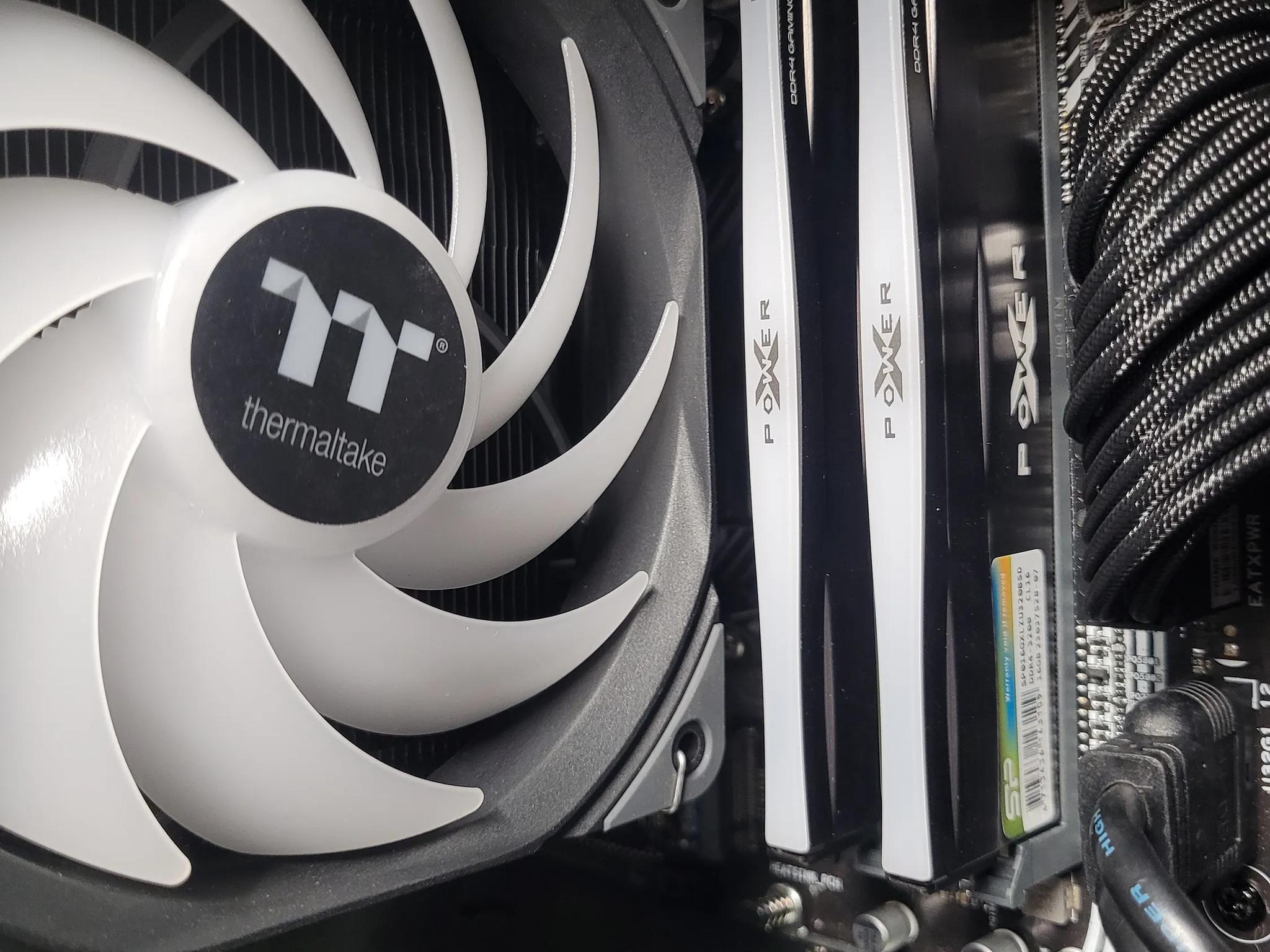 ARGB Midrange Gaming PC // RTX 3070 // Ryzen 5 3600 // 32GB DDR4 // 1TB NVME // WIFI + BT